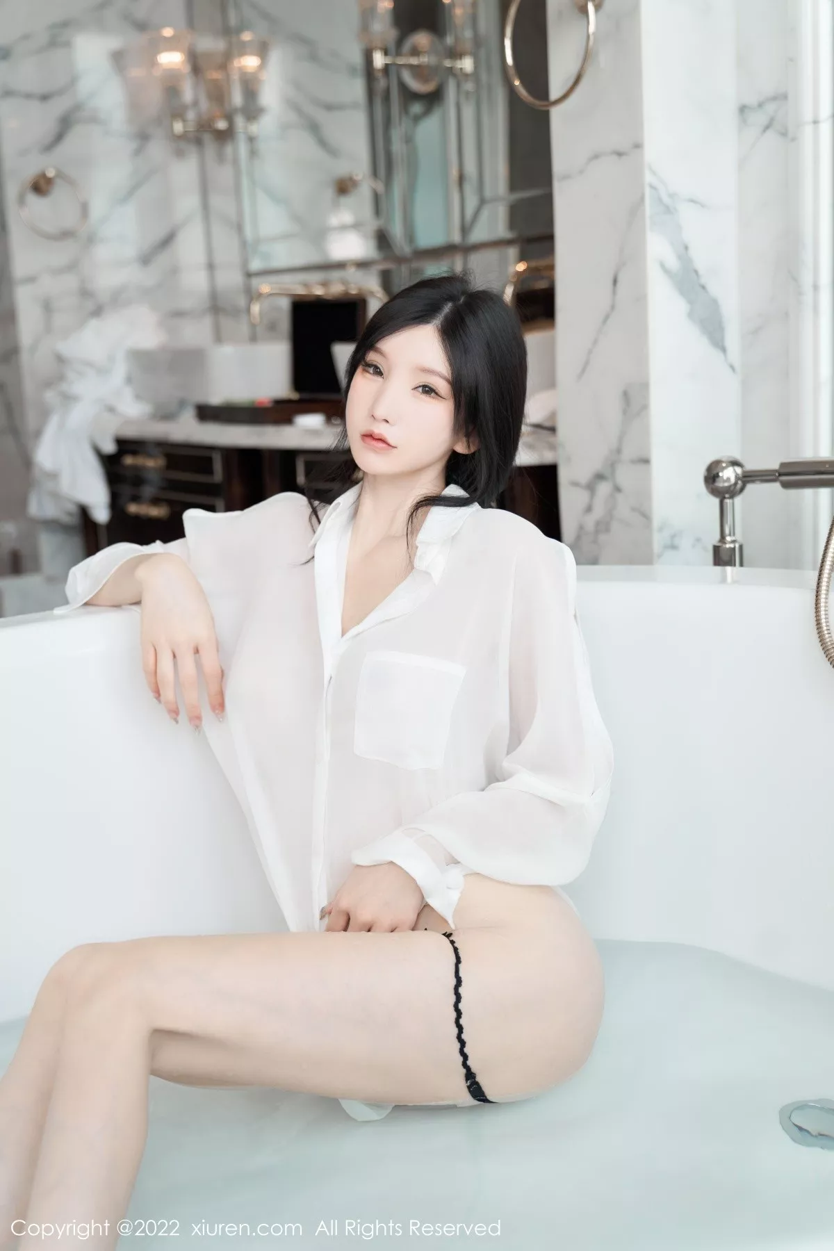 秀人集.com_[XiuRen秀人网]No.5638_女神周于希Sally心愿旅拍浴缸场景性感白色轻透衣湿身诱惑写真84P