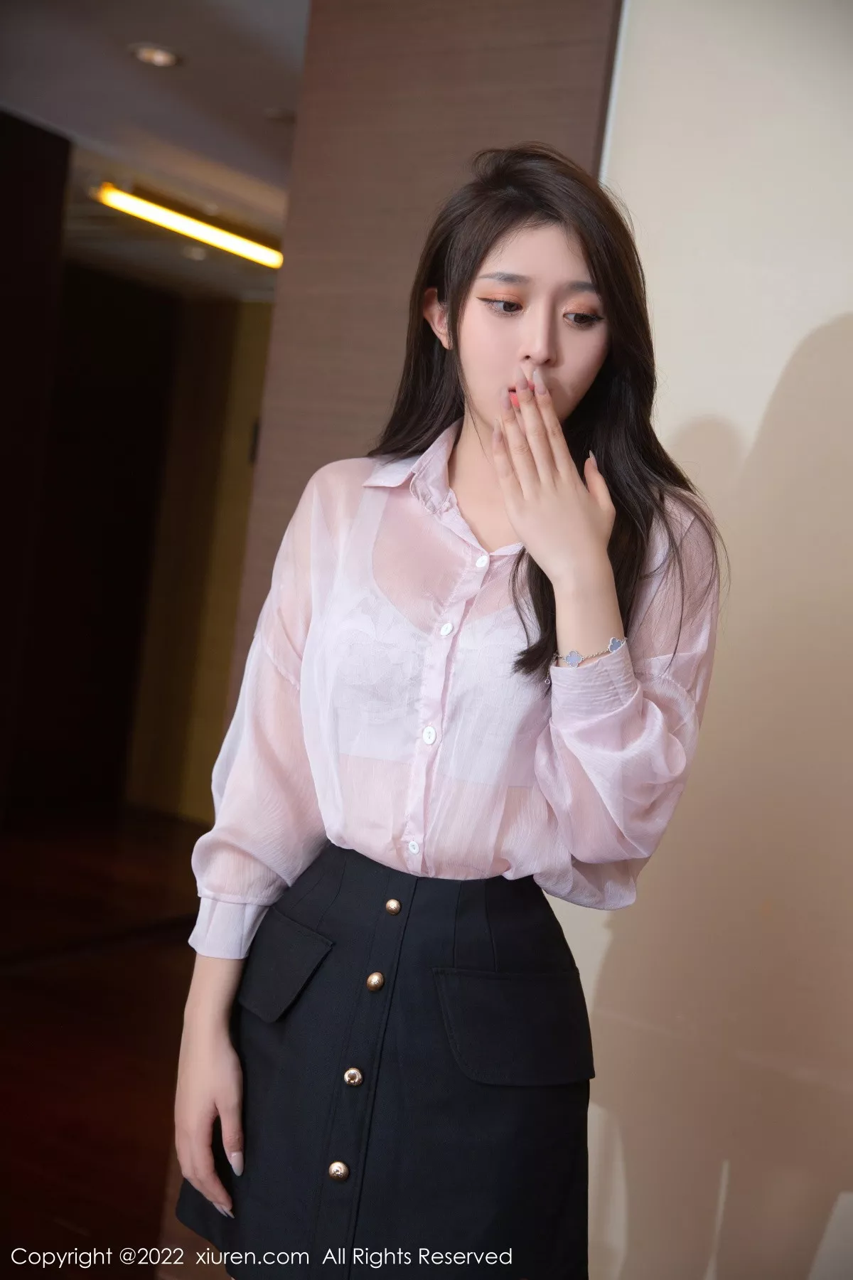 秀人集.com_[XiuRen秀人网]No.5741_模特夏甜甜秘书角色轻透浅色上衣配黑短裙露蕾丝内衣诱惑写真80P