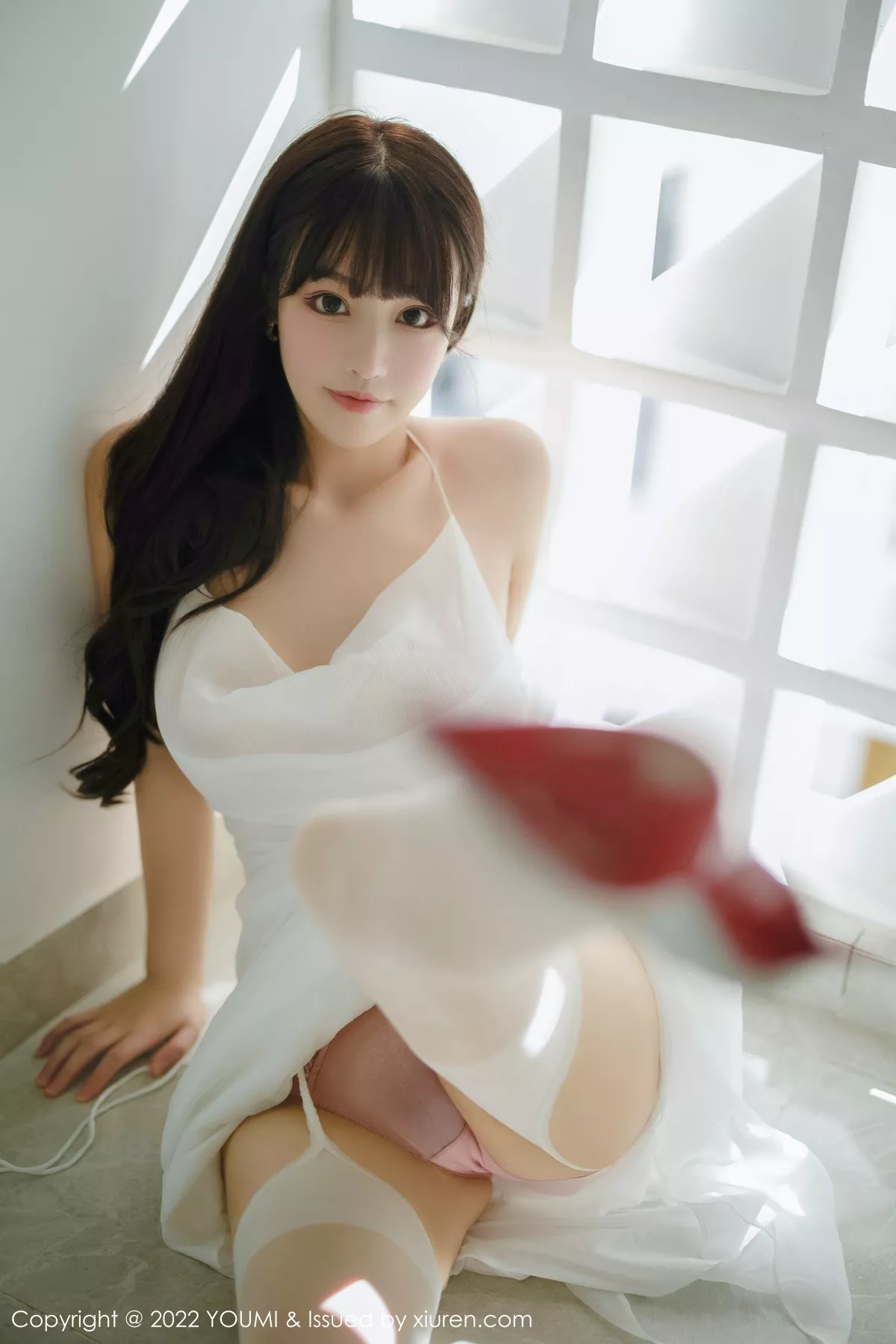 秀人集.com_[YouMi尤蜜荟]Vol.856_女神朱可儿Flora西双版纳旅拍白色连衣长裙配白丝吊袜诱惑写真88P