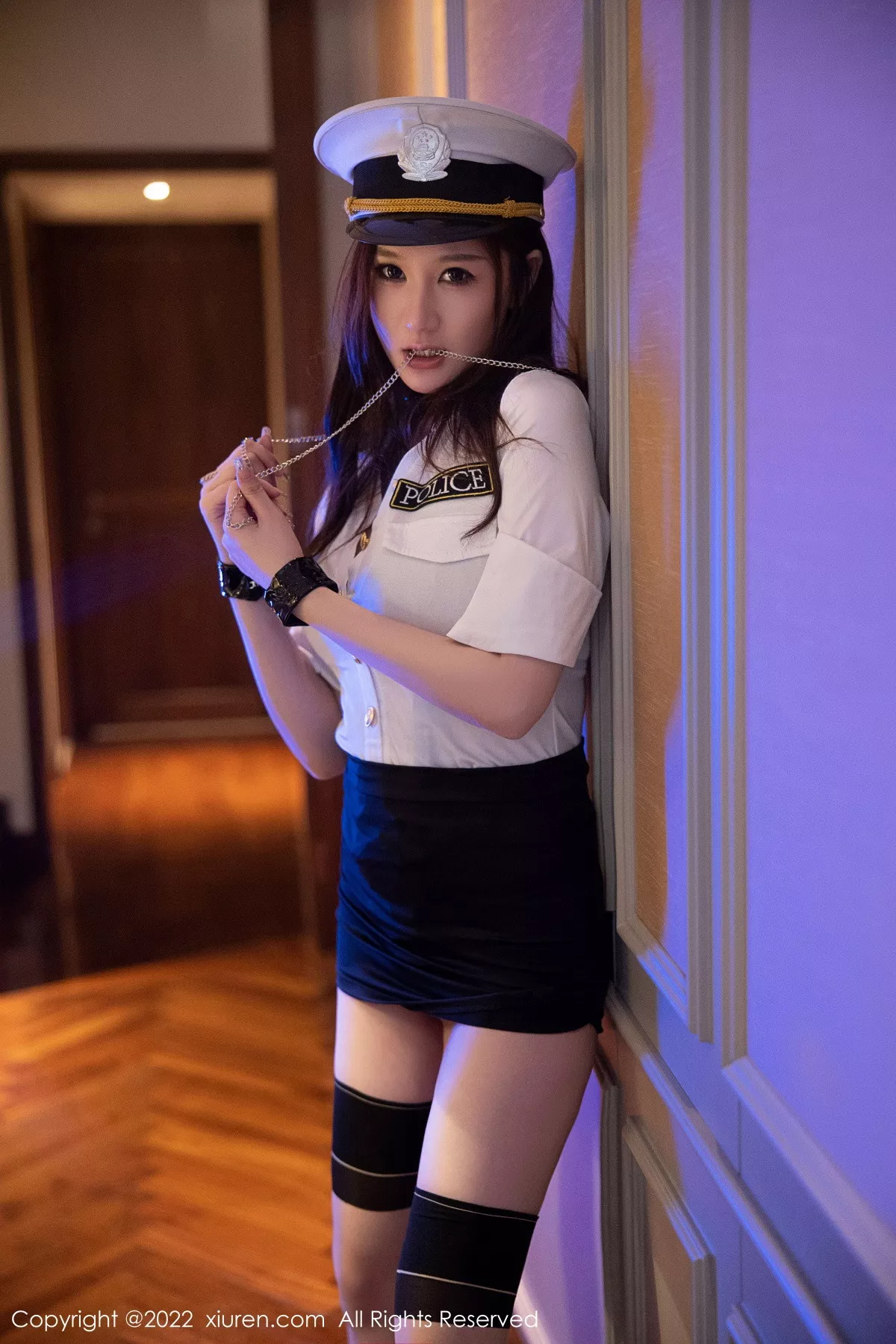 秀人集.com_[XiuRen秀人网]No.5740_模特顾乔楠Cora性感白色海军制服半脱露黑色皮质内衣诱惑写真83P