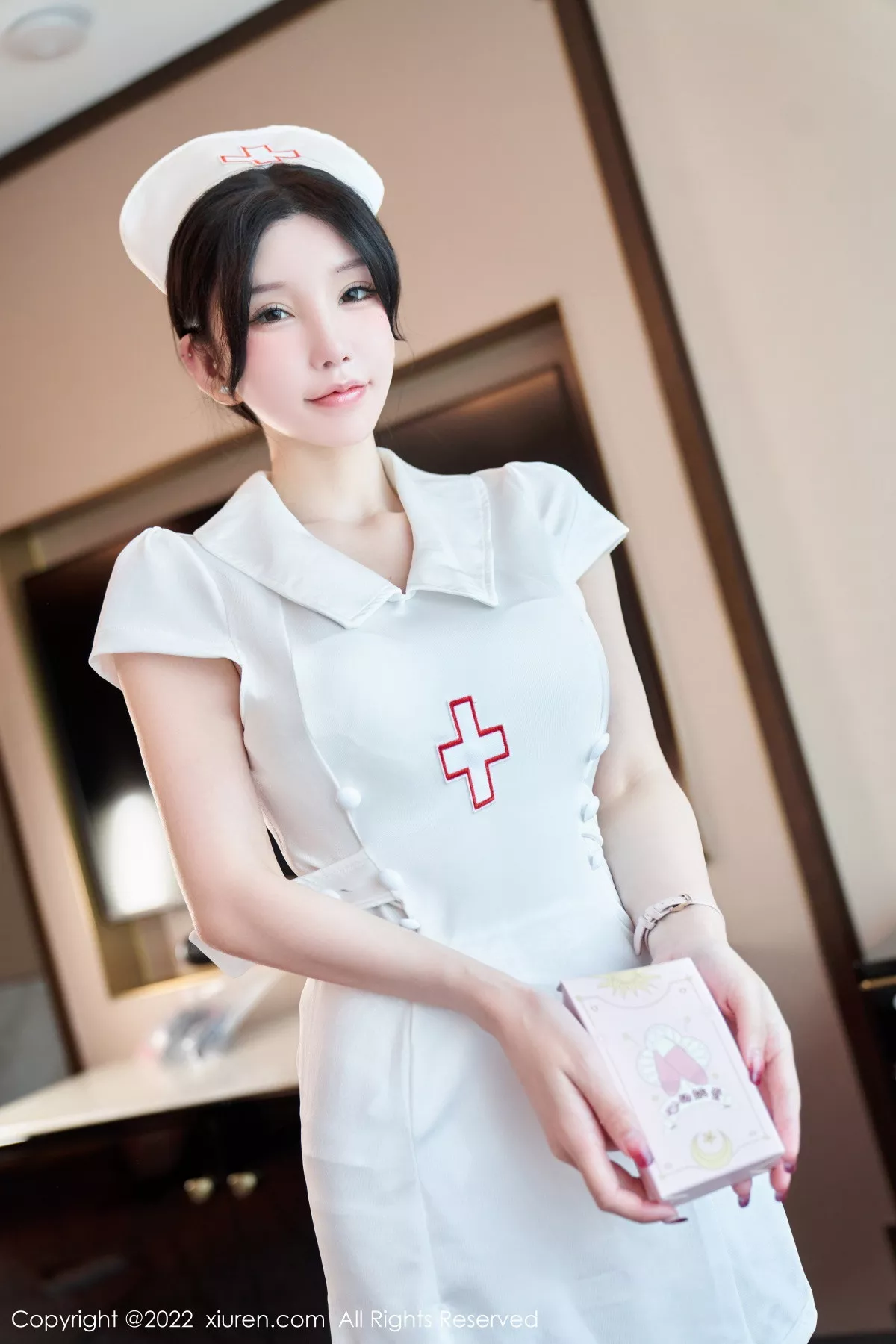 秀人集.com_[XiuRen秀人网]No.5746_女神周于希Sally脱白色护士制服露性感内衣配白丝吊袜诱惑写真80P