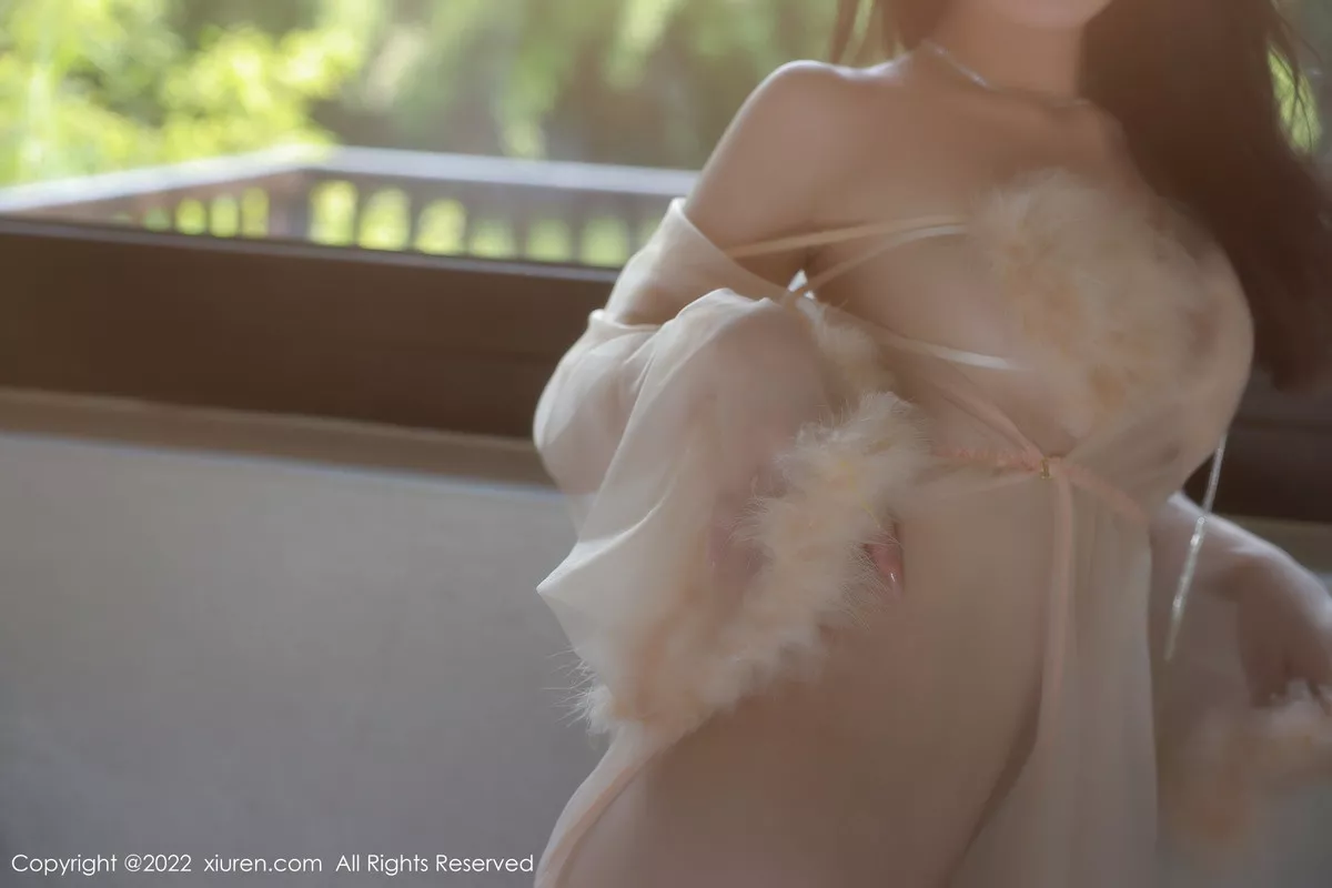 秀人集.com_[XiuRen秀人网]No.5796_模特谢晚晚浅色薄纱轻透情趣服配超薄肉丝秀惹火身材诱惑写真58P