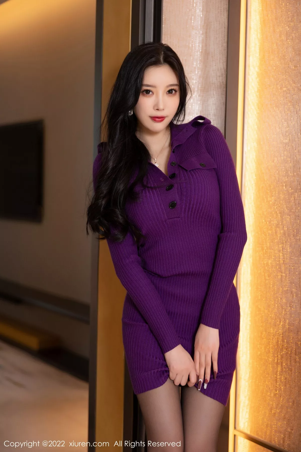 秀人集.com_[XiuRen秀人网]No.5798_女神杨晨晨Yome半脱紫色毛线连衣短裙露红色内衣完美诱惑写真89P