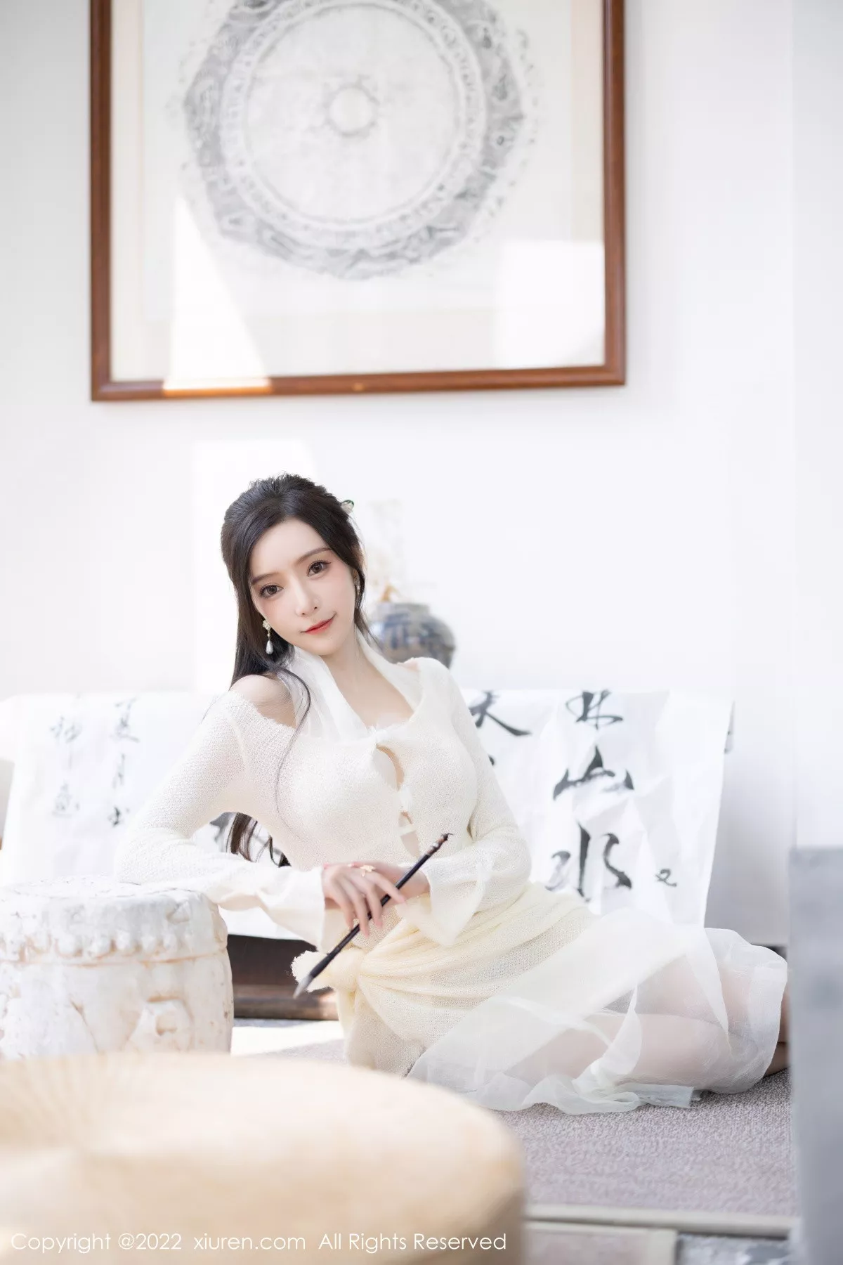 秀人集.com_[XiuRen秀人网]No.5846_女神王馨瑶yanni性感白色连衣裙配超薄肉丝秀翘臀美腿诱惑写真87P