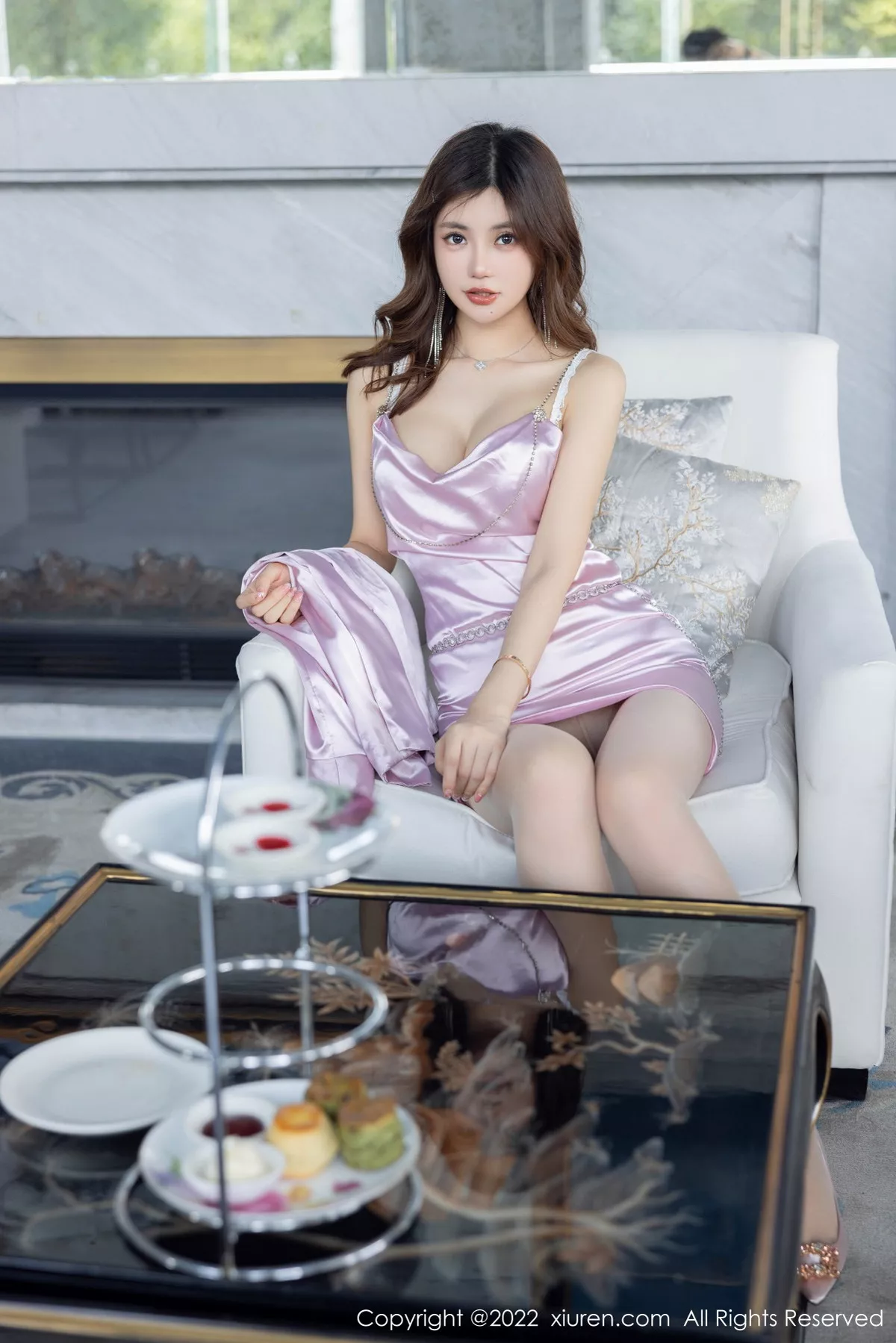 秀人集.com_[XiuRen秀人网]No.5879_女神绮里嘉ula性感浅色服饰配超薄无内肉丝秀完美身材诱惑写真81P