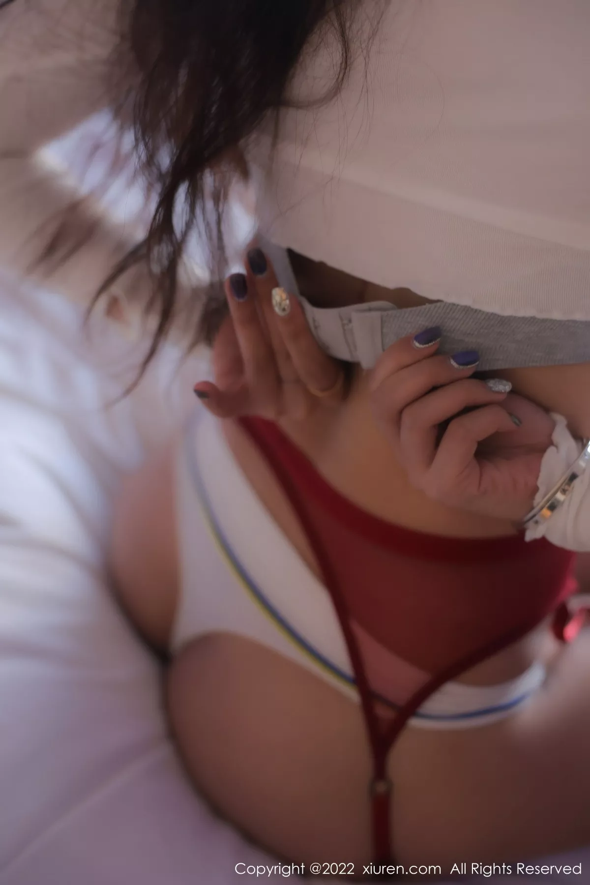 秀人集.com_[XiuRen秀人网]No.5758_新人模特小乔乔乔性感黑色背带裙露灰色内衣黑丝吊袜诱惑写真72P