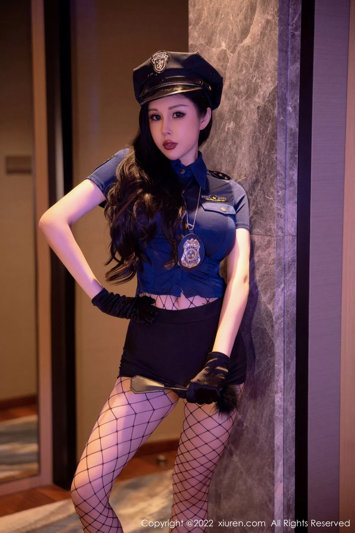 秀人集.com_[XiuRen秀人网]No.5767_模特田冰冰酒店室内拍摄性感警官制服配黑丝网袜完美诱惑写真86P