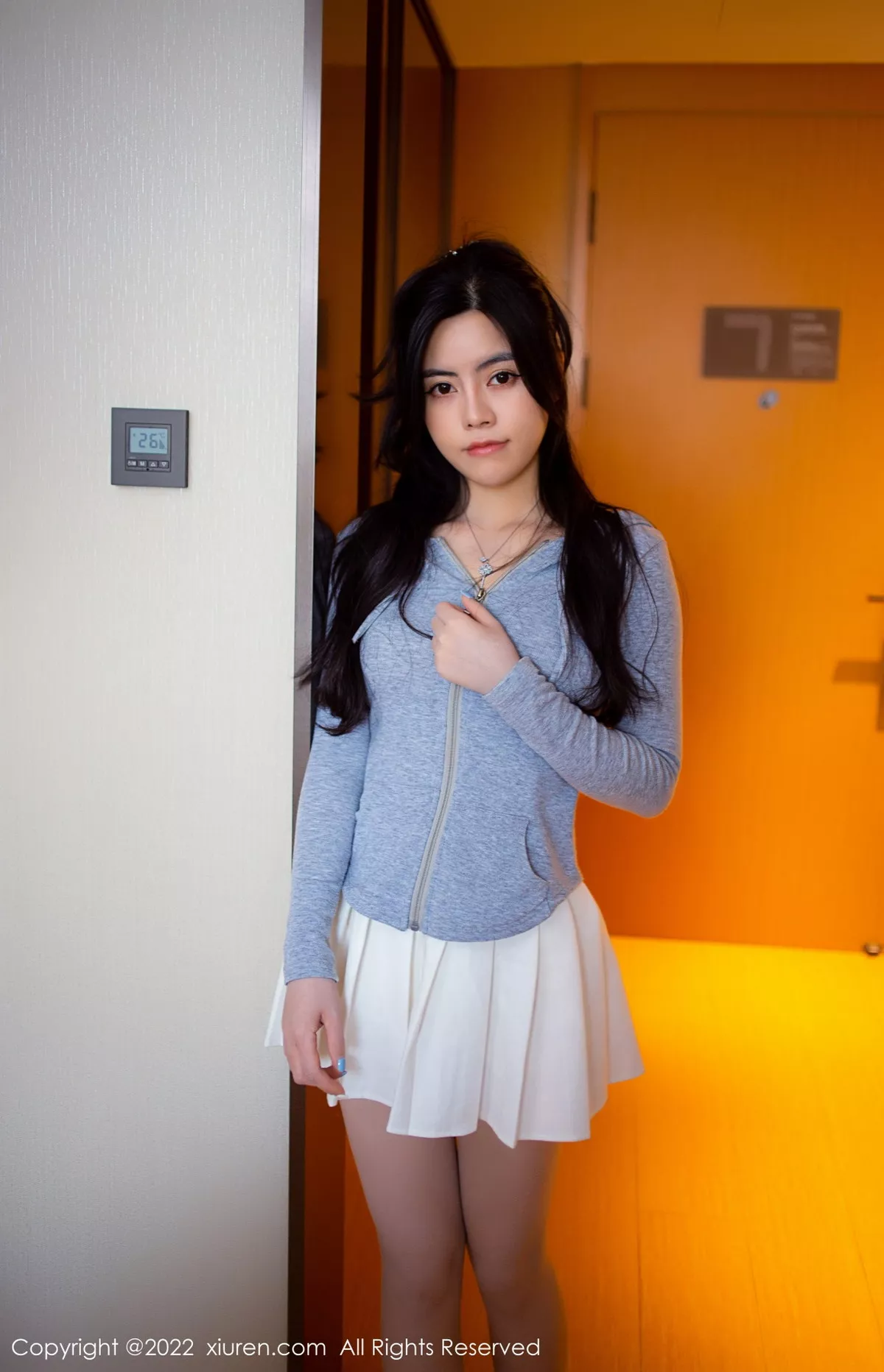 秀人集.com_[XiuRen秀人网]No.5929_模特白甜私房多套服饰性感白色真空系列秀完美身材迷人诱惑写真94P