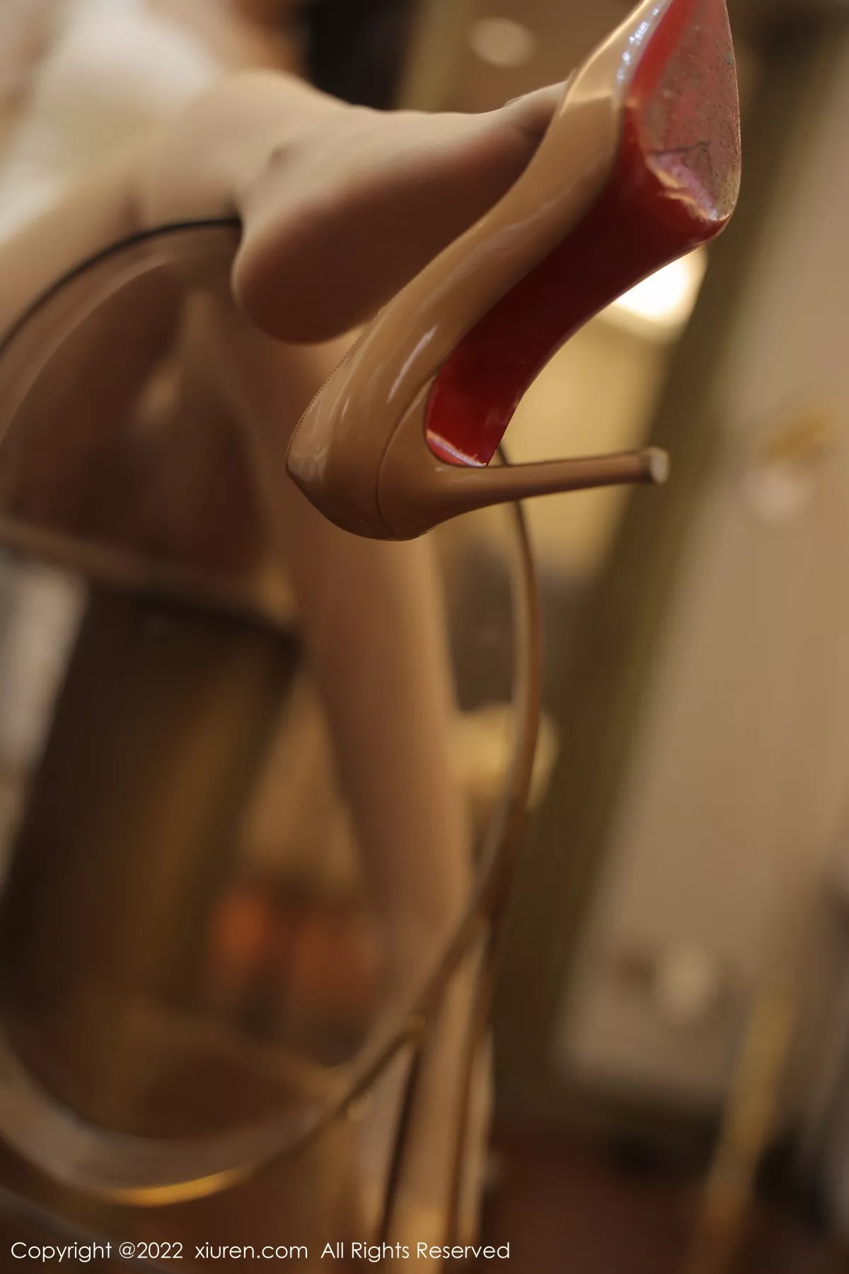 秀人集.com_[XiuRen秀人网]No.5958_女神朱可儿Flora性感白色礼裙配超薄无内肉丝秀丰满身材诱惑写真75P