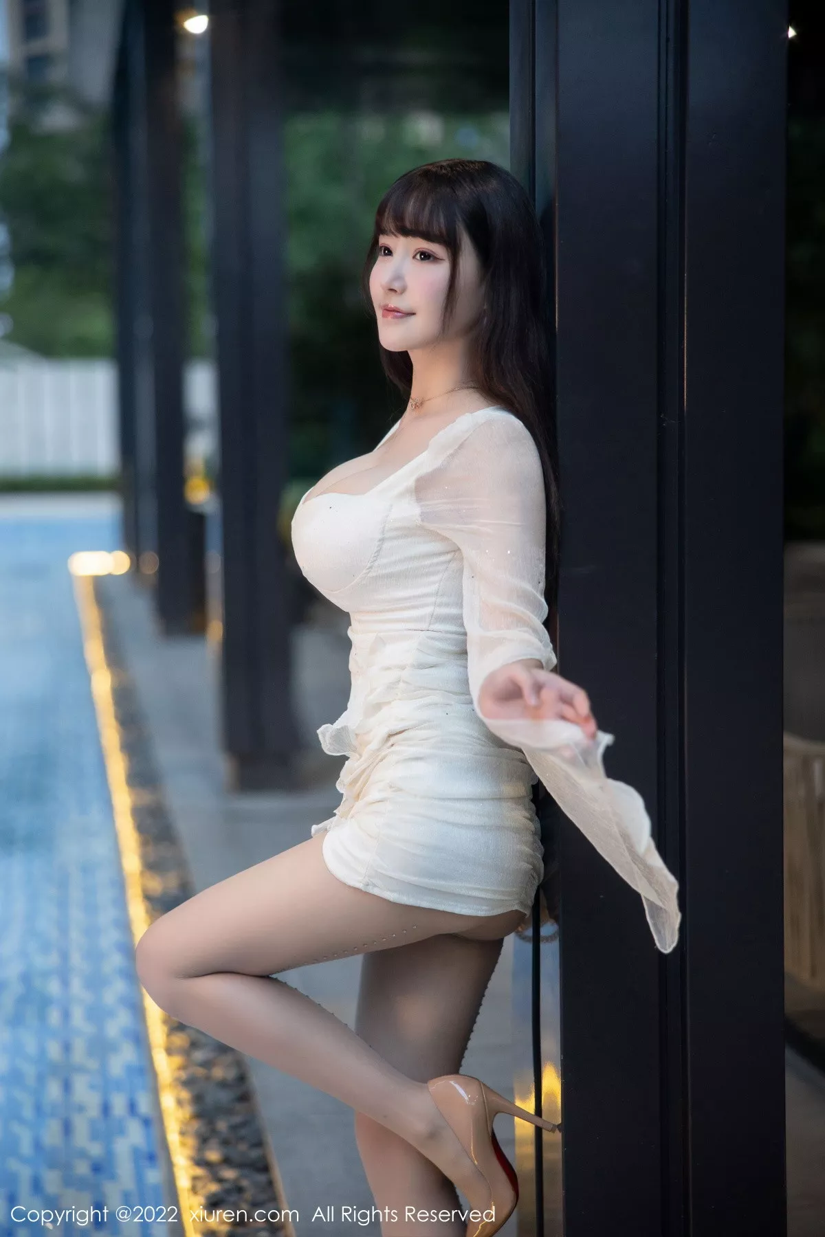秀人集.com_[XiuRen秀人网]No.5958_女神朱可儿Flora性感白色礼裙配超薄无内肉丝秀丰满身材诱惑写真75P