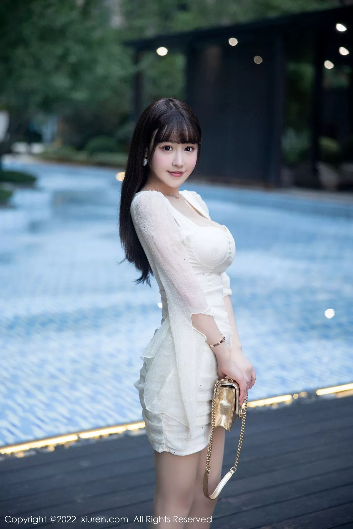 秀人集.com_[XiuRen秀人网]No.5958_女神朱可儿Flora性感白色礼裙配超薄无内肉丝秀丰满身材诱惑写真75P