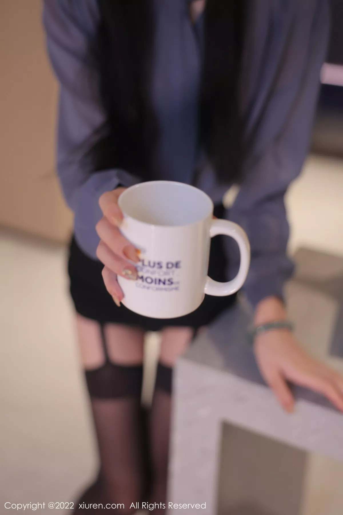 秀人集.com_[XiuRen秀人网]No.5964_模特77qiqi私房半脱露性感淡红色蕾丝内衣配超薄黑丝魅惑写真88P