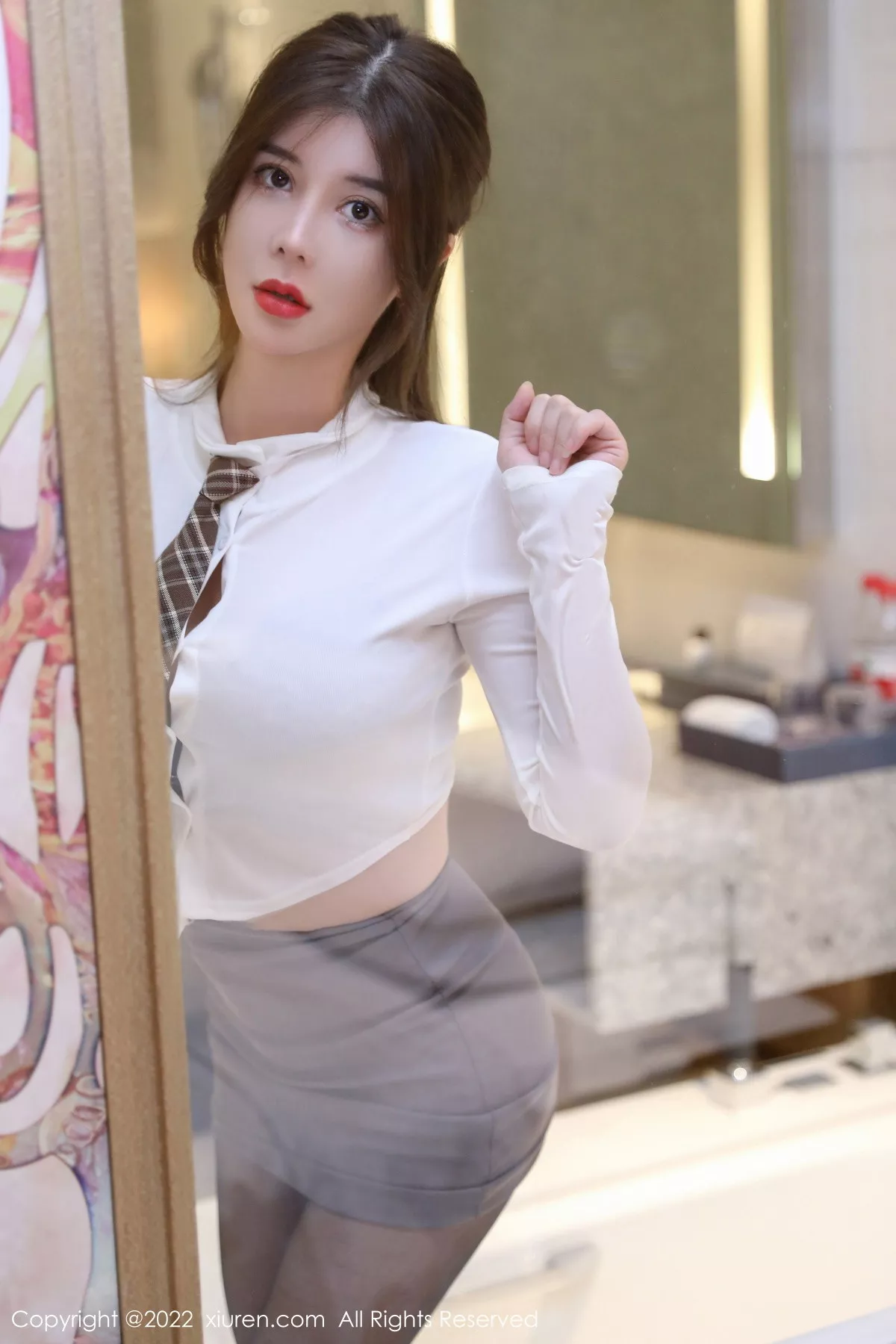 秀人集.com_[XiuRen秀人网]No.5961_模特周jojobaby半脱性感白T露黑色蕾丝内衣秀傲人豪乳诱惑写真59P