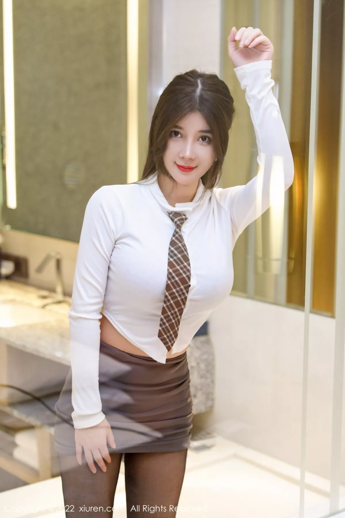 秀人集.com_[XiuRen秀人网]No.5961_模特周jojobaby半脱性感白T露黑色蕾丝内衣秀傲人豪乳诱惑写真59P