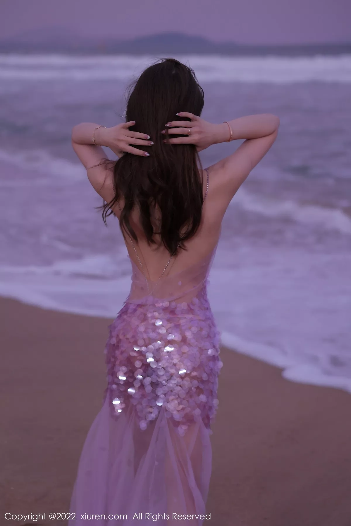 秀人集.com_[XiuRen秀人网]No.5890_模特tina_甜仔海南旅拍沙滩场景粉色真空裙秀凹凸身材诱惑写真53P