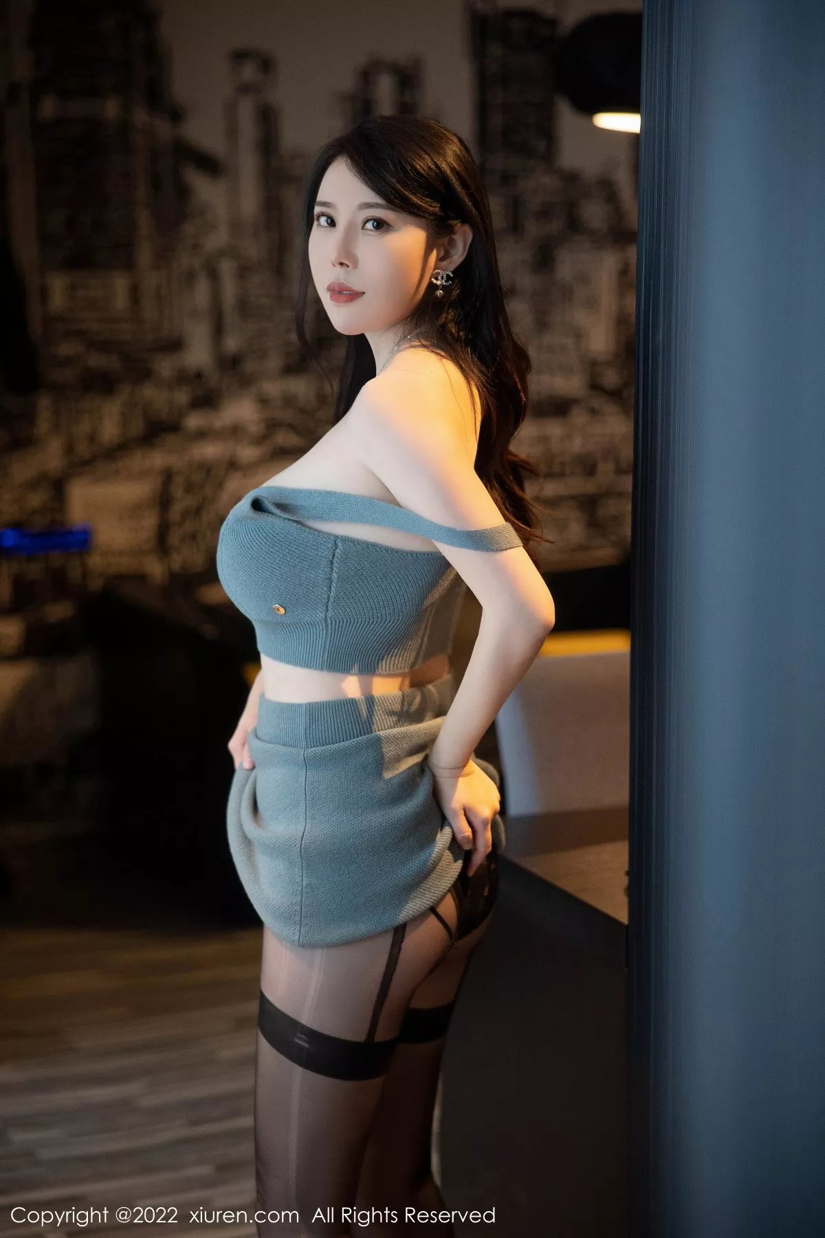 秀人集.com_[XiuRen秀人网]No.5892_模特白茹雪性感浅绿色针织套装配超薄黑丝秀丰腴身材诱惑写真81P