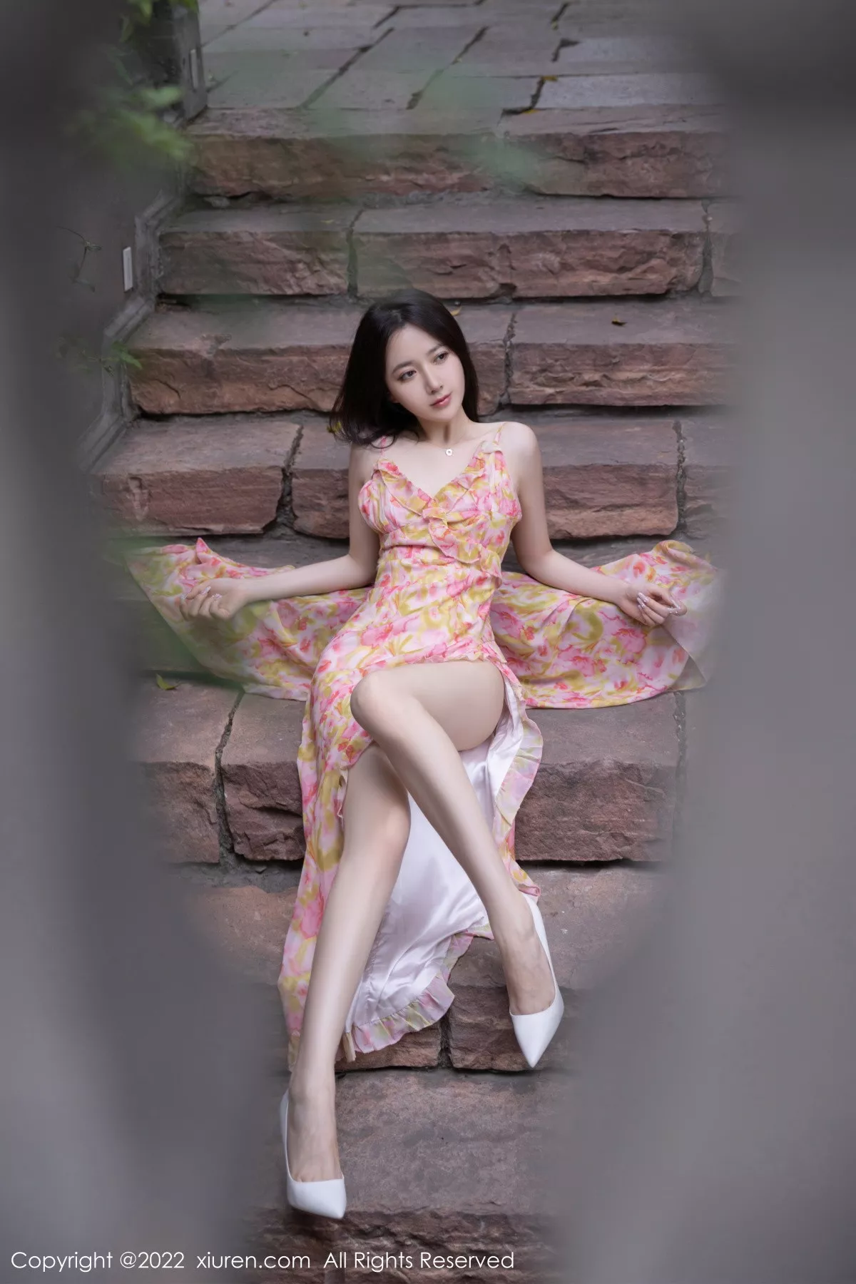 秀人集.com_[XiuRen秀人网]No.5979_模特鱼子酱Fish四季拍摄主题性感吊裙系列秀完美身材诱惑写真73P