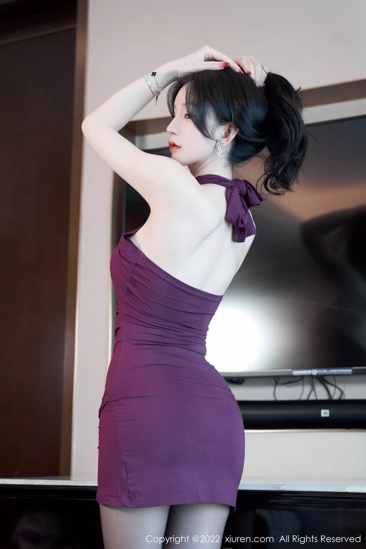 秀人集.com_[XiuRen秀人网]No.5980_女神周于希Sally性感紫色连衣裙配超薄黑丝秀白嫩肌肤迷人写真83P