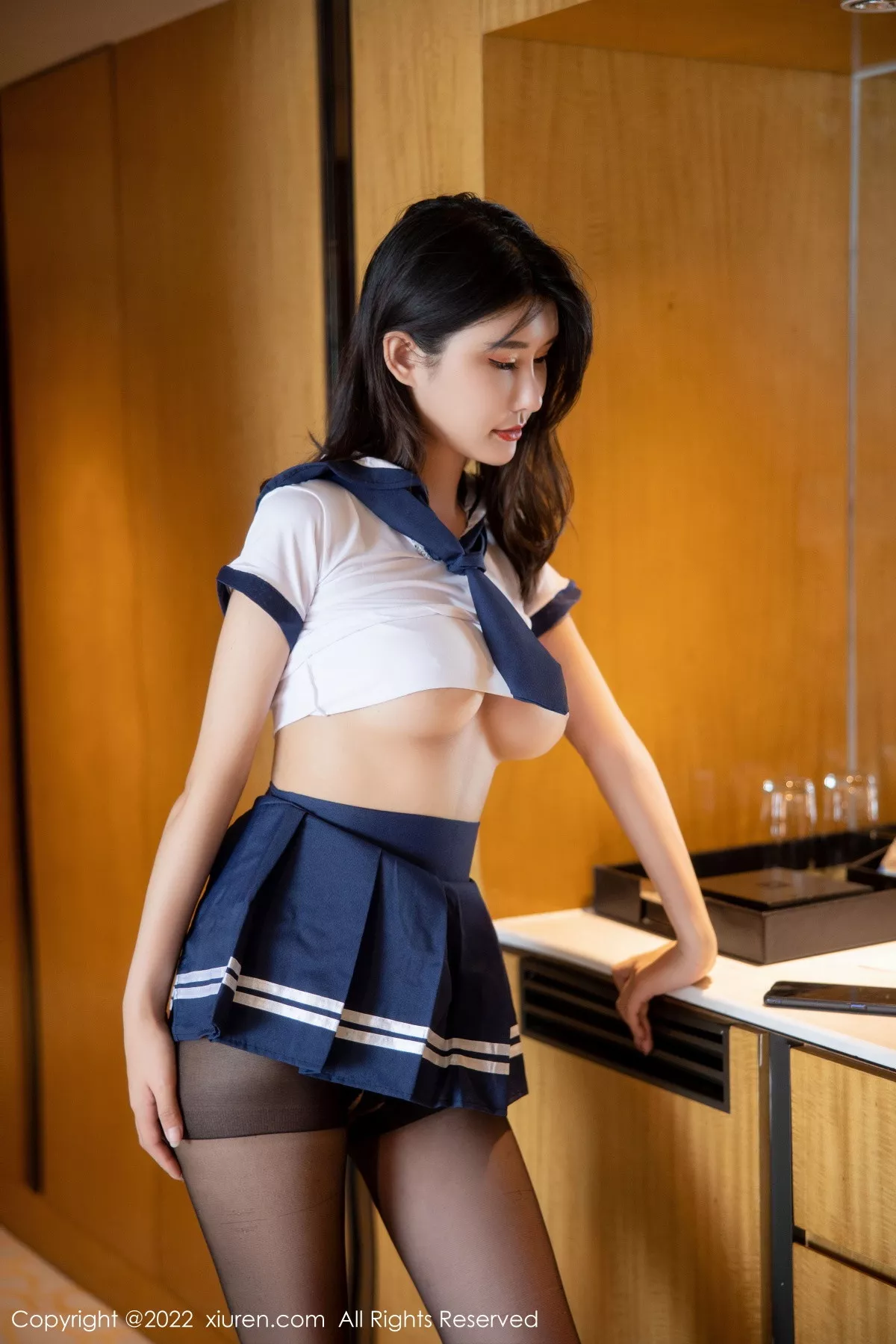 秀人集.com_[XiuRen秀人网]No.5925_模特夏沫沫tifa性感学生制服蓝色短裙配超薄开档黑丝魅惑写真69P