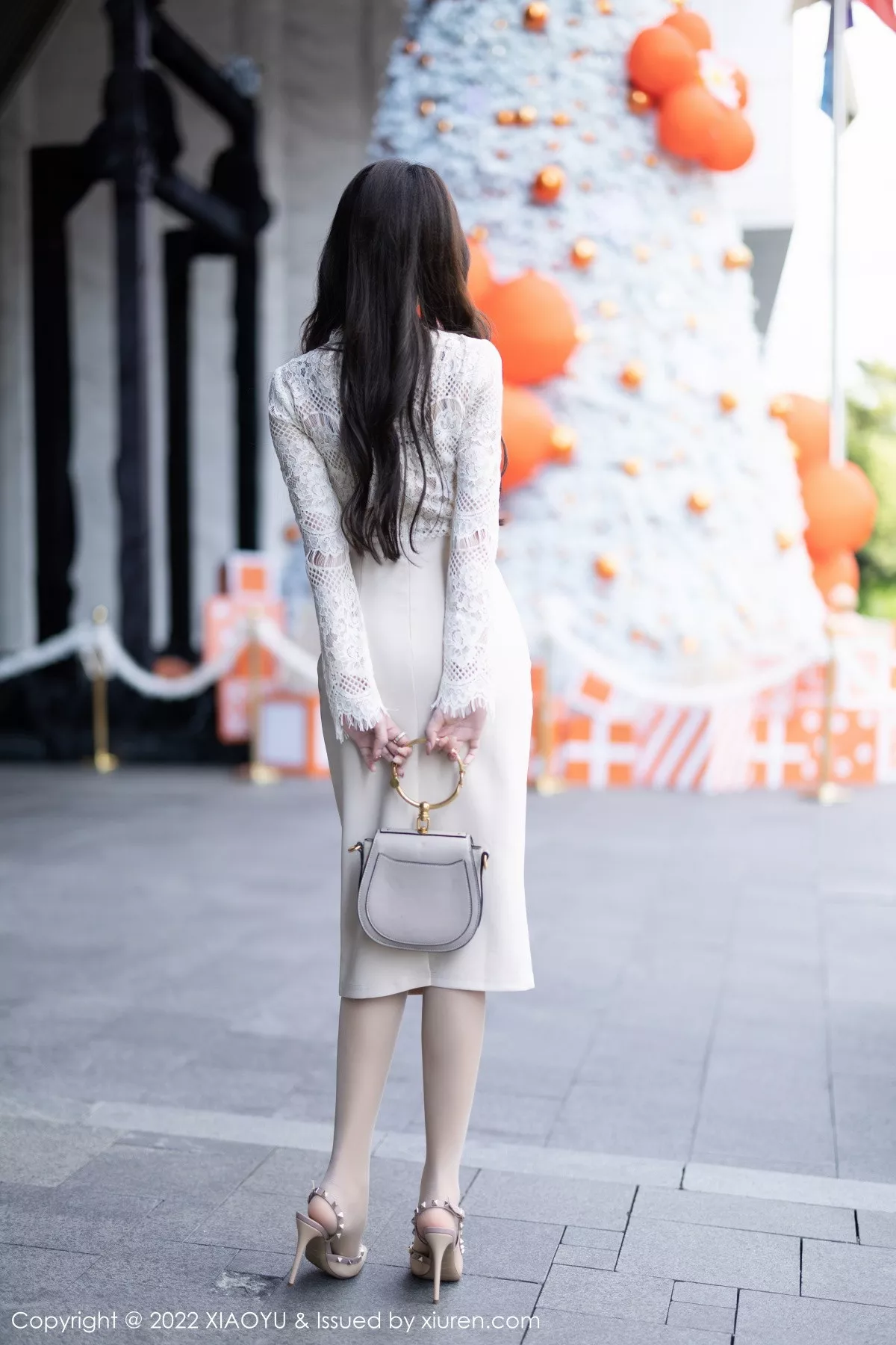 秀人集.com_[XiaoYu画语界]Vol.936_女神王馨瑶yanni都市丽人装扮性感紫色内衣配开档肉丝诱惑写真73P