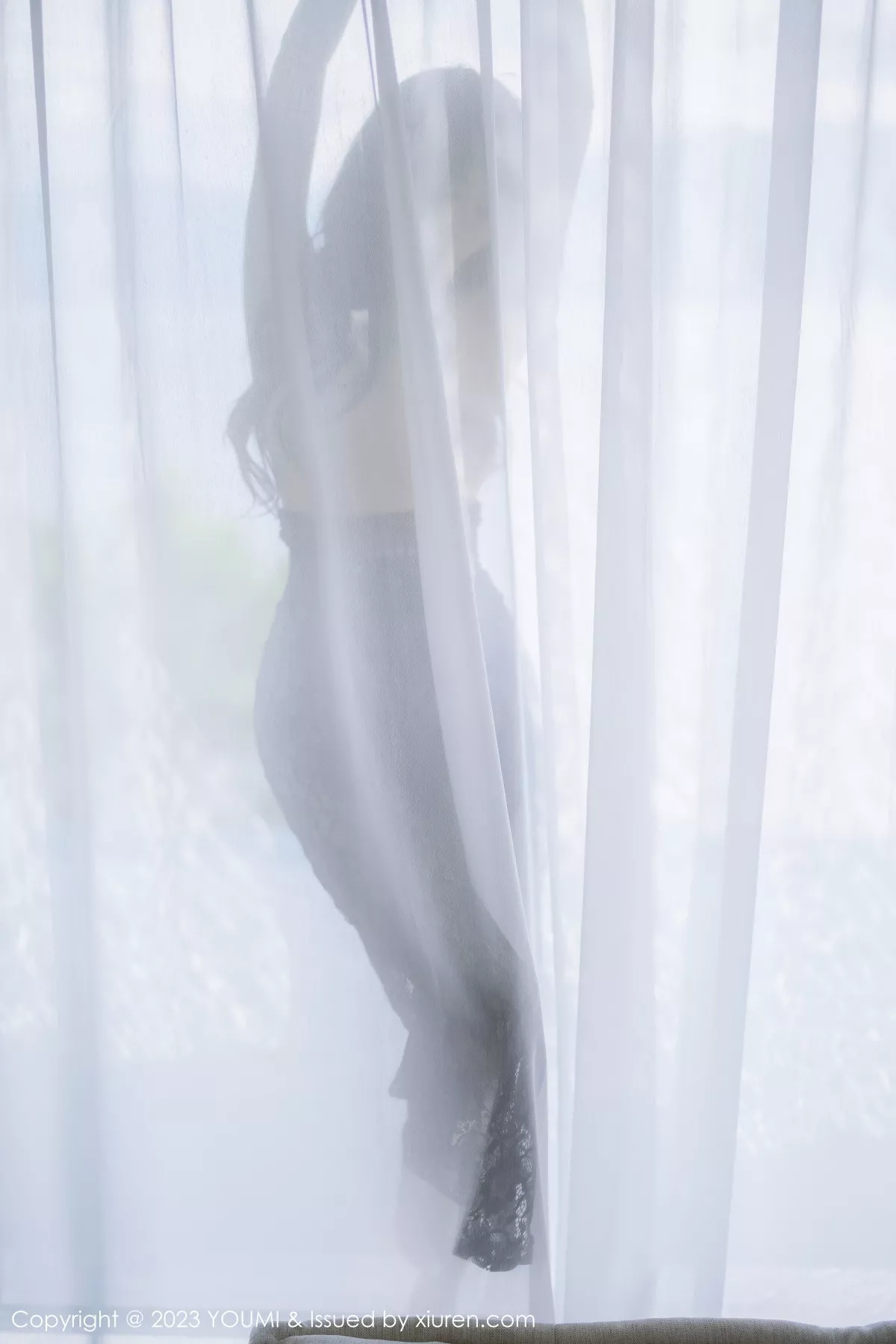 秀人集.com_[YouMi尤蜜荟]Vol.887_女神Carol周妍希大理旅拍黑色网纱连衣长裙秀完美身材诱惑写真80P