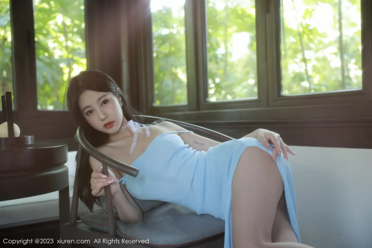 秀人集.com_[XiuRen秀人网]No.6117_模特谢晚晚浅蓝色吊带短裙配超薄无内肉丝秀翘臀美腿诱惑写真79P