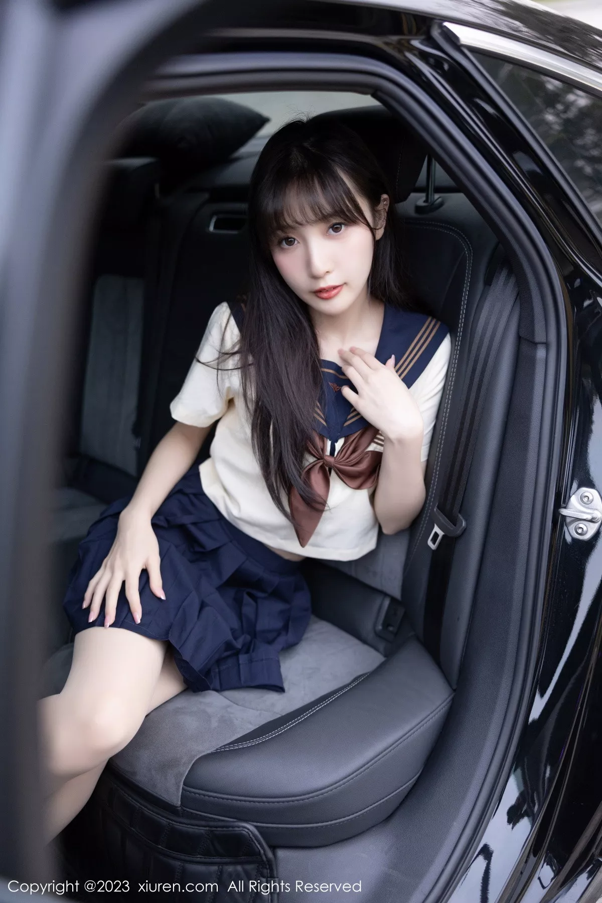 秀人集.com_[XiuRen秀人网]No.6126_模特林星阑海南岛旅拍脱学妹制服露白色内衣原色丝袜诱惑写真81P