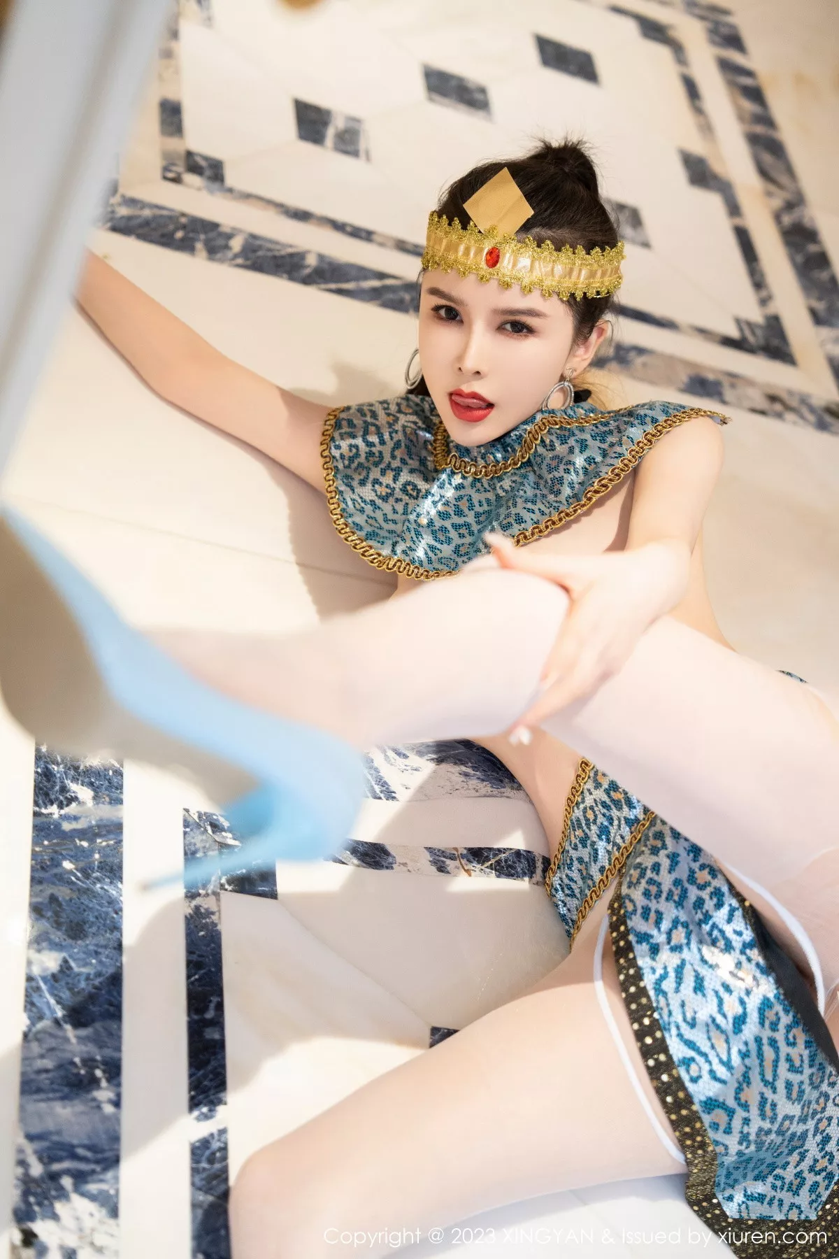 秀人集.com_[XINGYAN星颜社]VOL.166_女神李丽莎私房性感情趣服配开档白丝秀曼妙身姿撩人诱惑写真69P