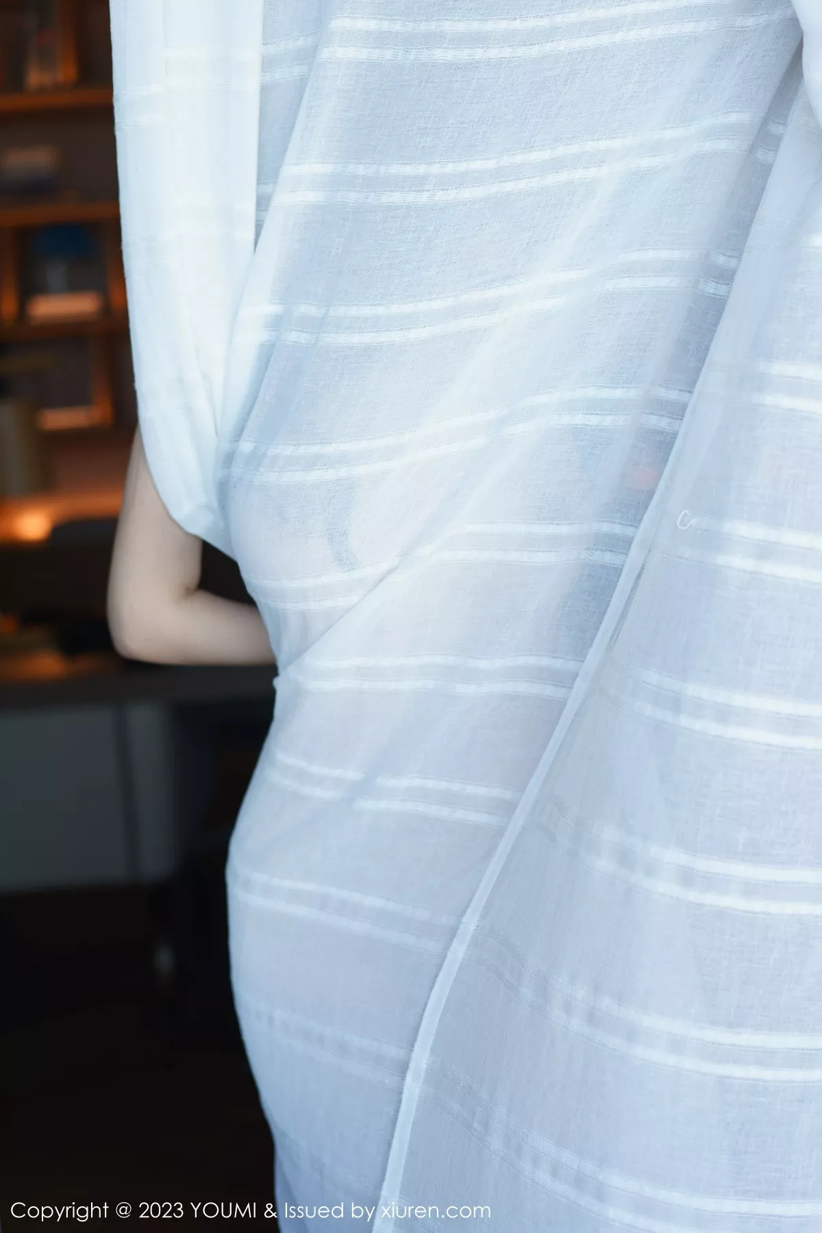 秀人集.com_[YouMi尤蜜荟]Vol.890_女神Carol周妍希白色上衣配黑短裙露性感内衣破烂黑丝诱惑写真97P