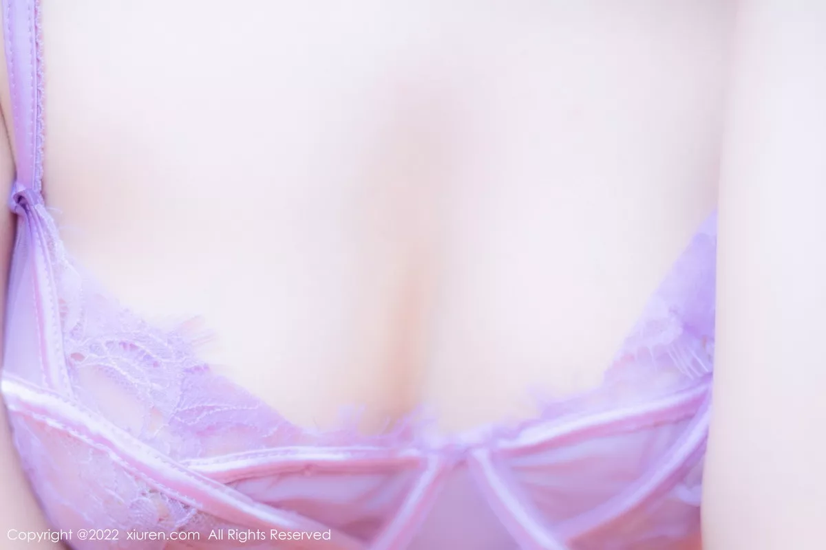 秀人集.com_[XiuRen秀人网]No.6023_模特美羊羊私房半脱露性感玫红色蕾丝内衣秀丰腴身姿诱惑写真72P