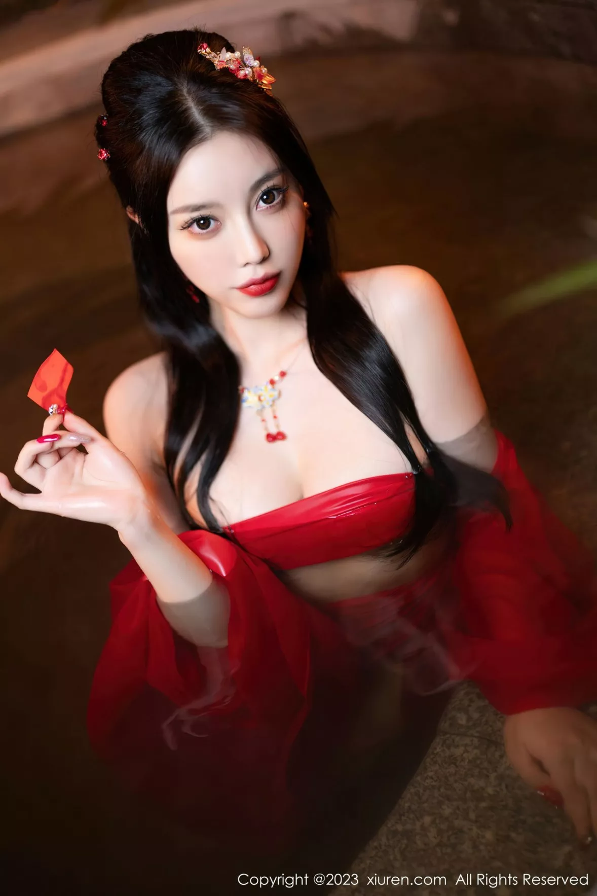 秀人集.com_[XiuRen秀人网]No.6149_女神杨晨晨Yome温泉性感半透红色丝绸秀丰满身材惹火诱惑写真88P