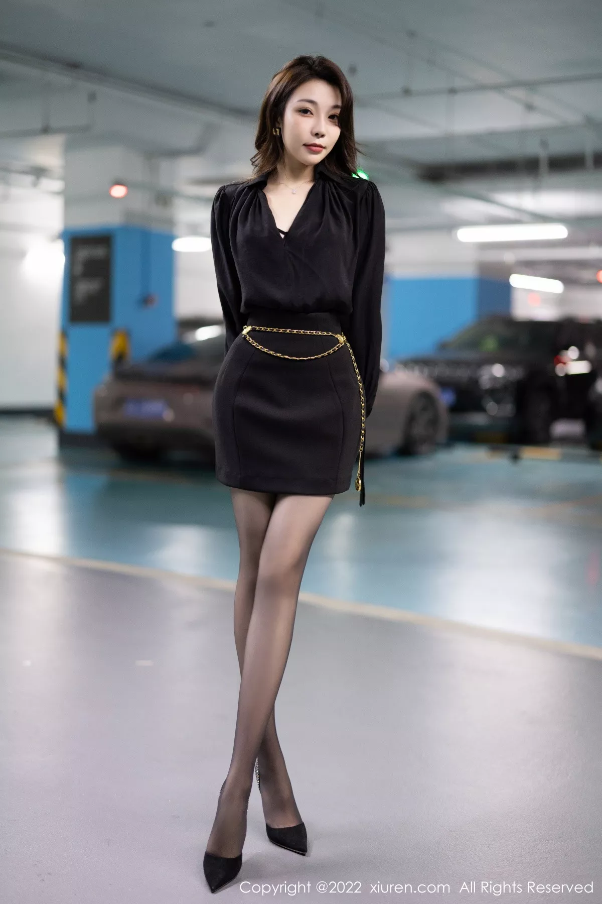 秀人集.com_[XiuRen秀人网]No.6033_女神徐莉芝Booty私房半脱露黑色情趣内衣配无内黑丝诱惑写真83P