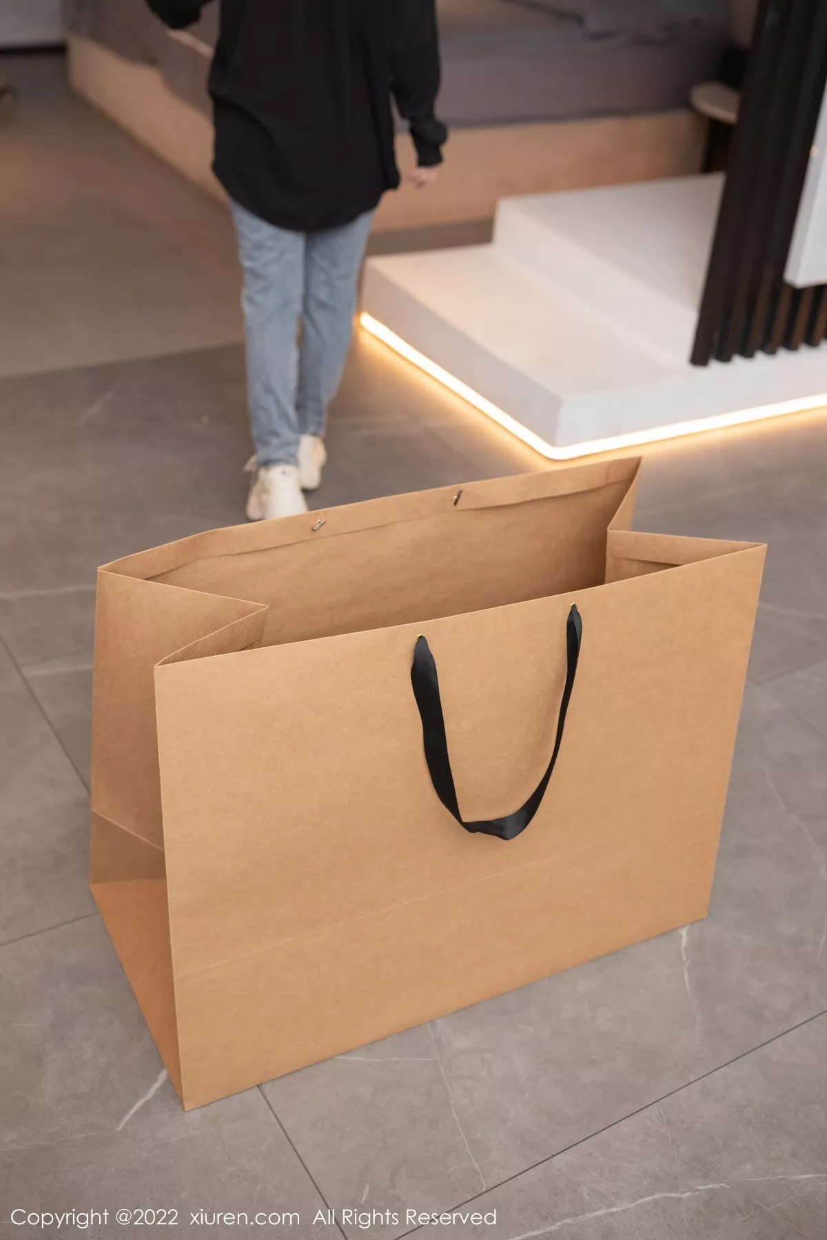 秀人集.com_[XiuRen秀人网]No.6037_模特鱼子酱Fish圣诞主题红色皮质情趣服饰秀曼妙身姿诱惑写真81P