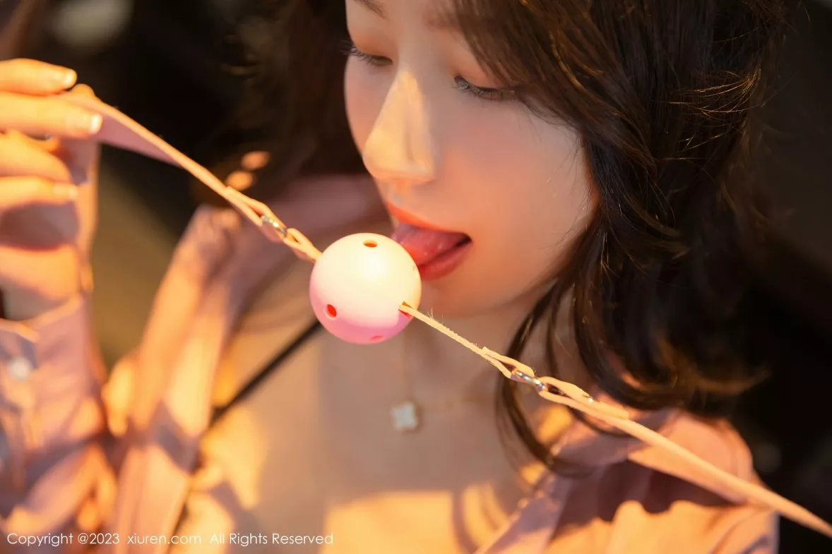 秀人集.com_[XiuRen秀人网]No.6211_模特熊小诺私房半脱露暗绿色蕾丝内衣秀曼妙身姿迷人诱惑写真77P