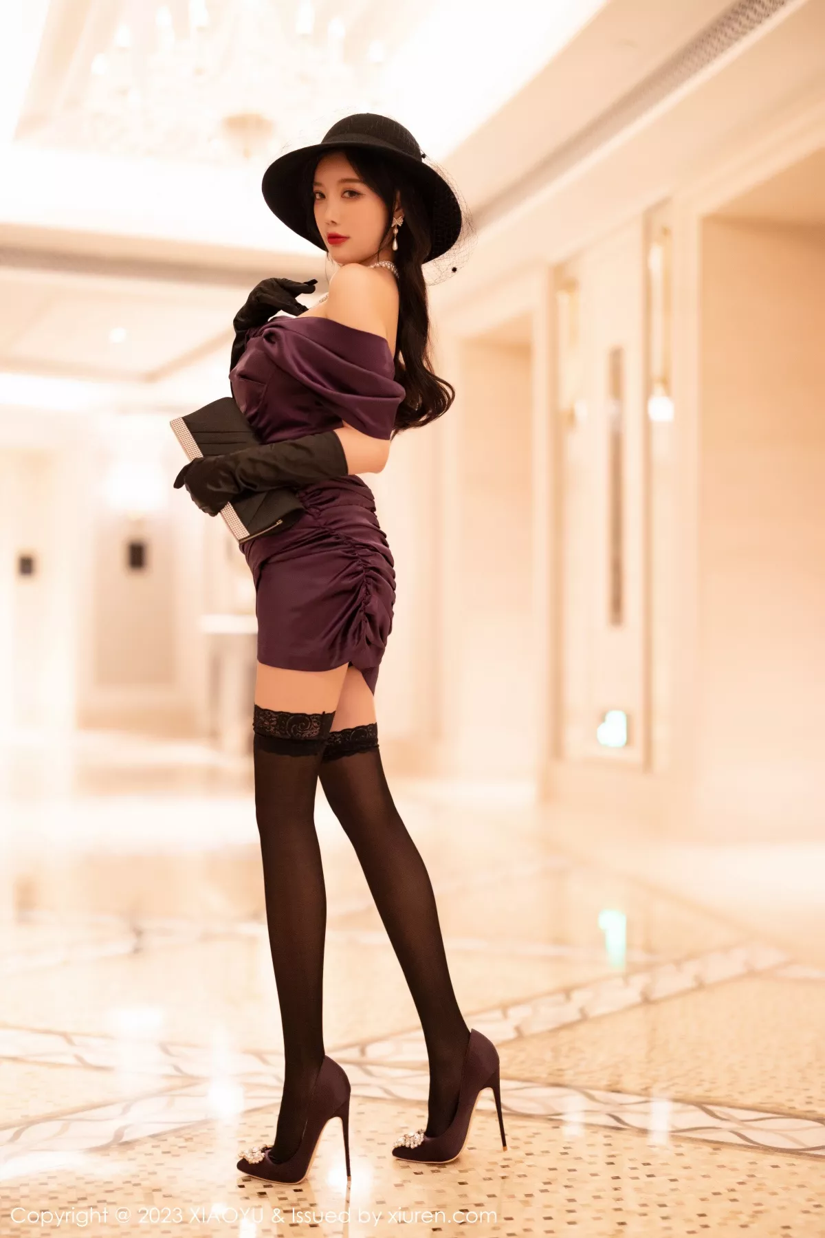 秀人集.com_[XiaoYu画语界]Vol.963_女神杨晨晨Yome脱露肩连衣短裙秀淡紫色蕾丝内衣完美诱惑写真85P