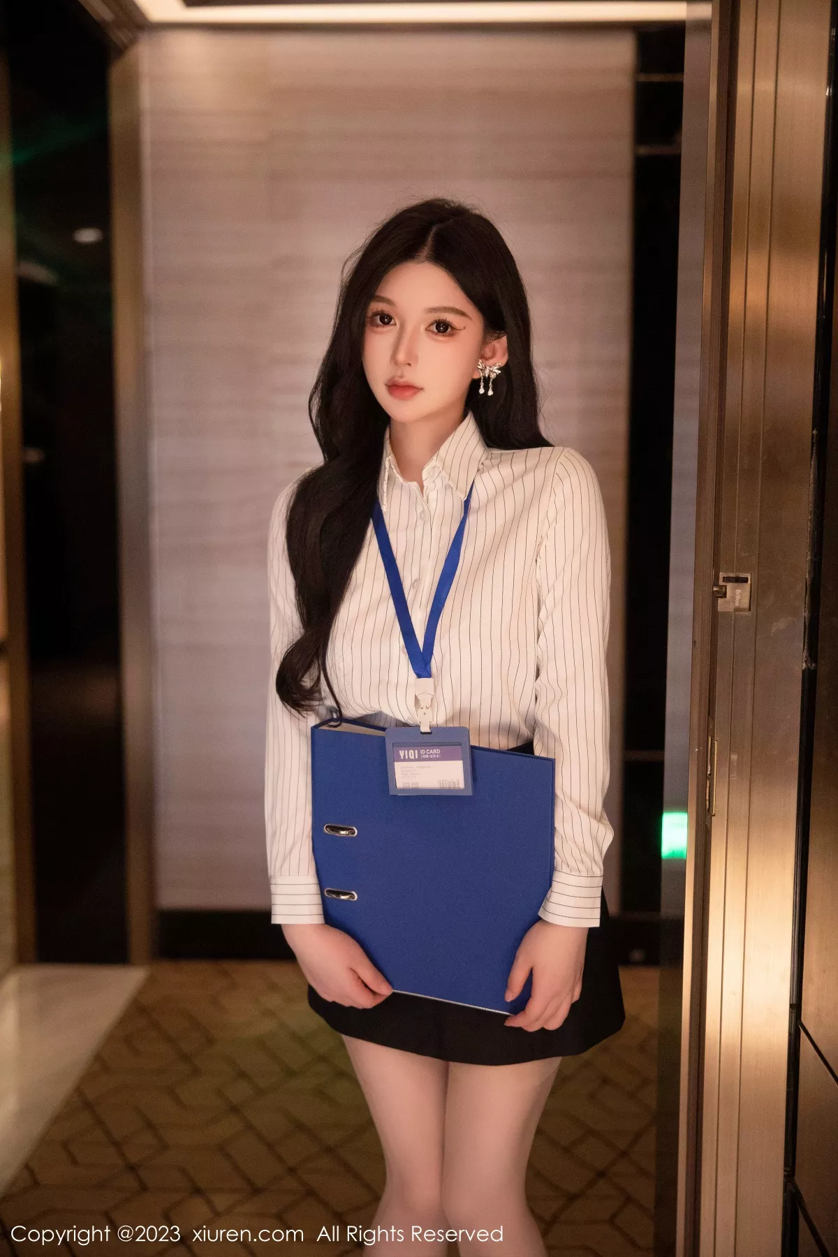 秀人集.com_[XiuRen秀人网]No.6247_模特林珊珊性感白T配黑短裙露浅黄色内衣开档肉丝完美诱惑写真97P