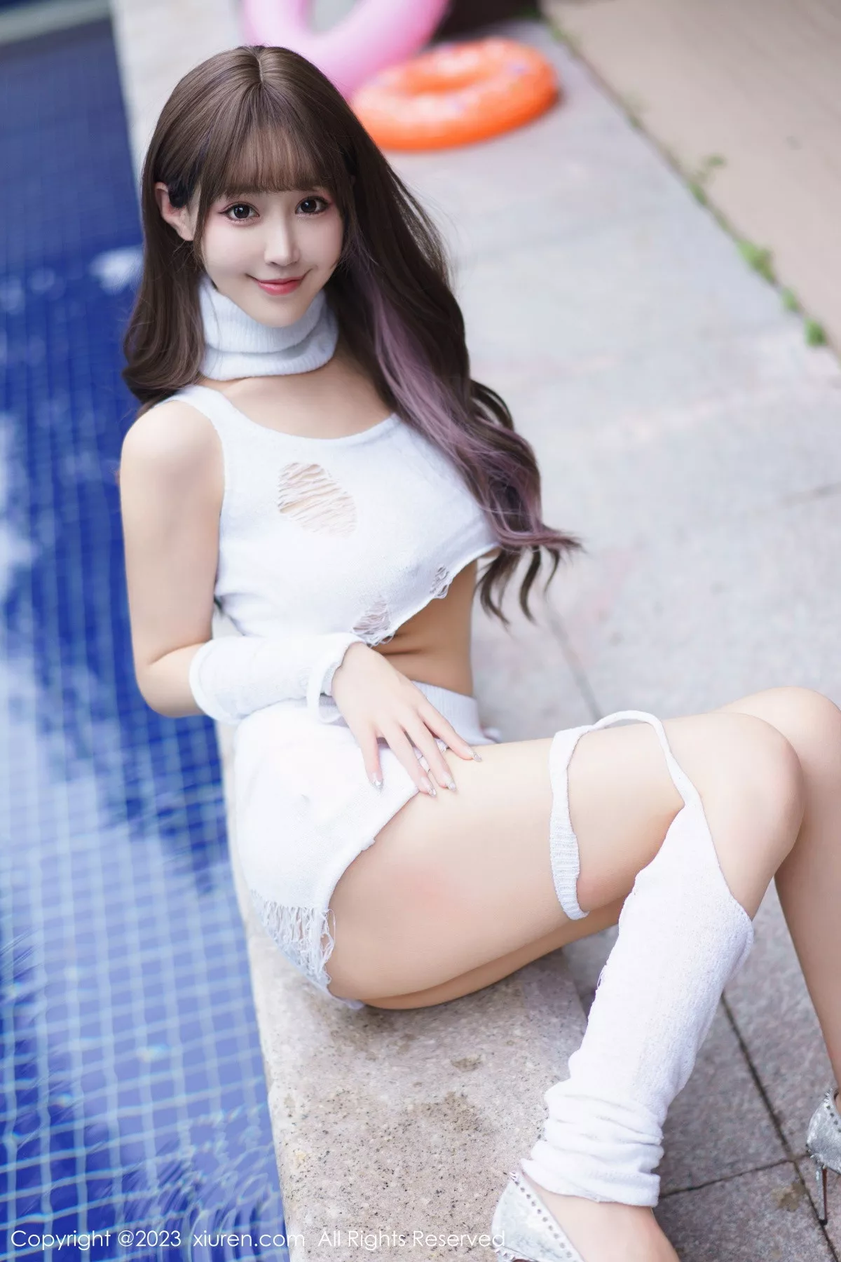 秀人集.com_[XiuRen秀人网]No.6261_女神朱可儿Flora白色短款上衣配短裙秀雪峰美臀丰满诱惑写真80P