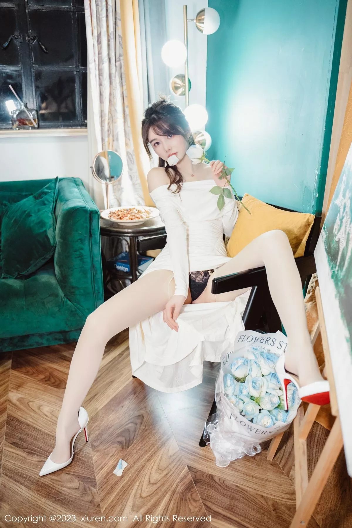 秀人集.com_[XiuRen秀人网]No.6182_模特婠婠么脱白色连衣长裙露蕾丝内衣配开档白丝迷人诱惑写真79P