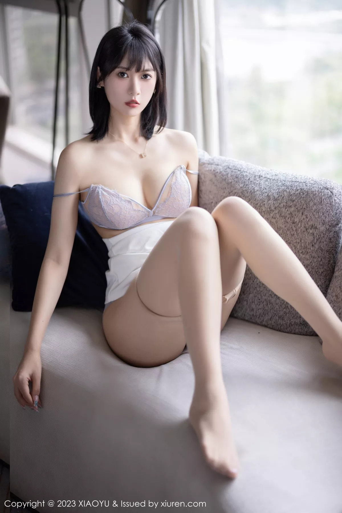 秀人集.com_[XiaoYu画语界]Vol.954_模特林子遥粉色收身上衣配白短裙露灰色蕾丝内衣迷人诱惑写真72P