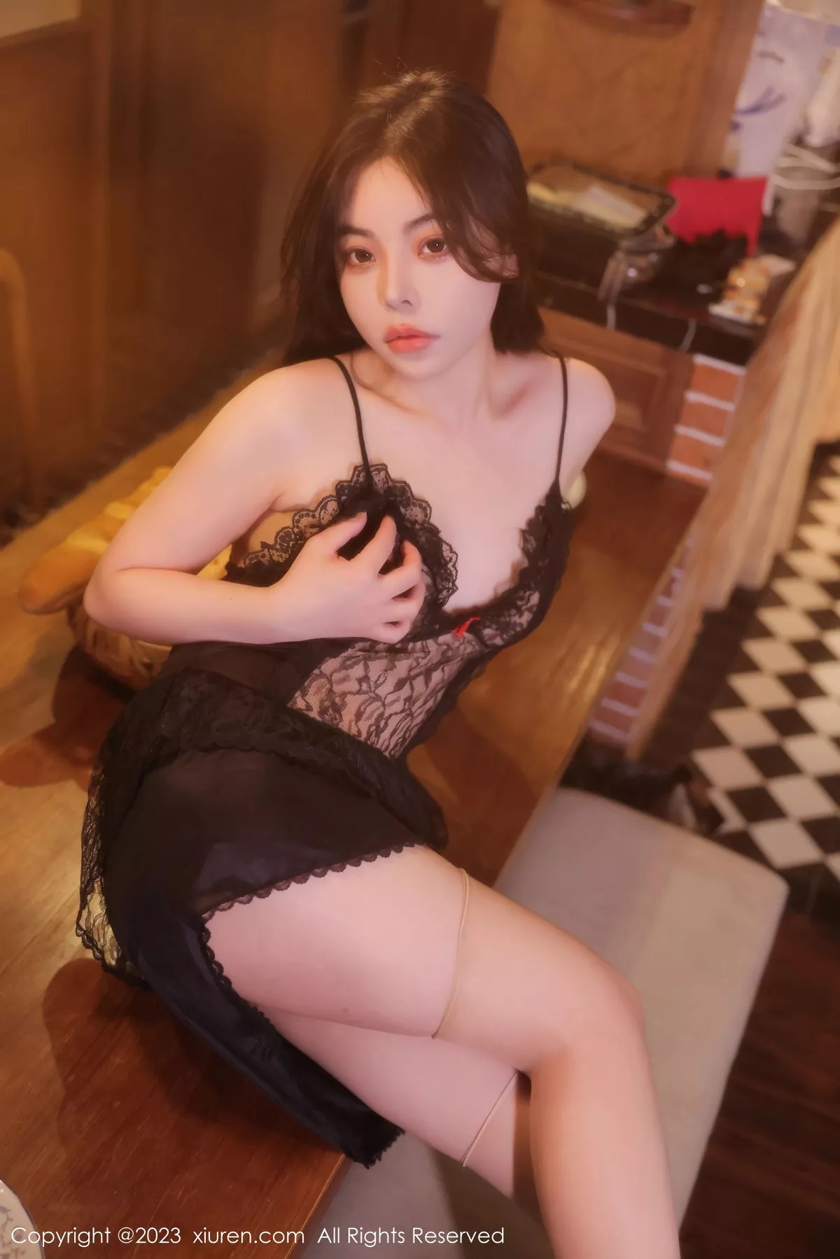 秀人集.com_[XiuRen秀人网]No.6339_新人模特Aami喵小狐性感黑色蕾丝情趣睡裙秀完美身材诱惑写真67P