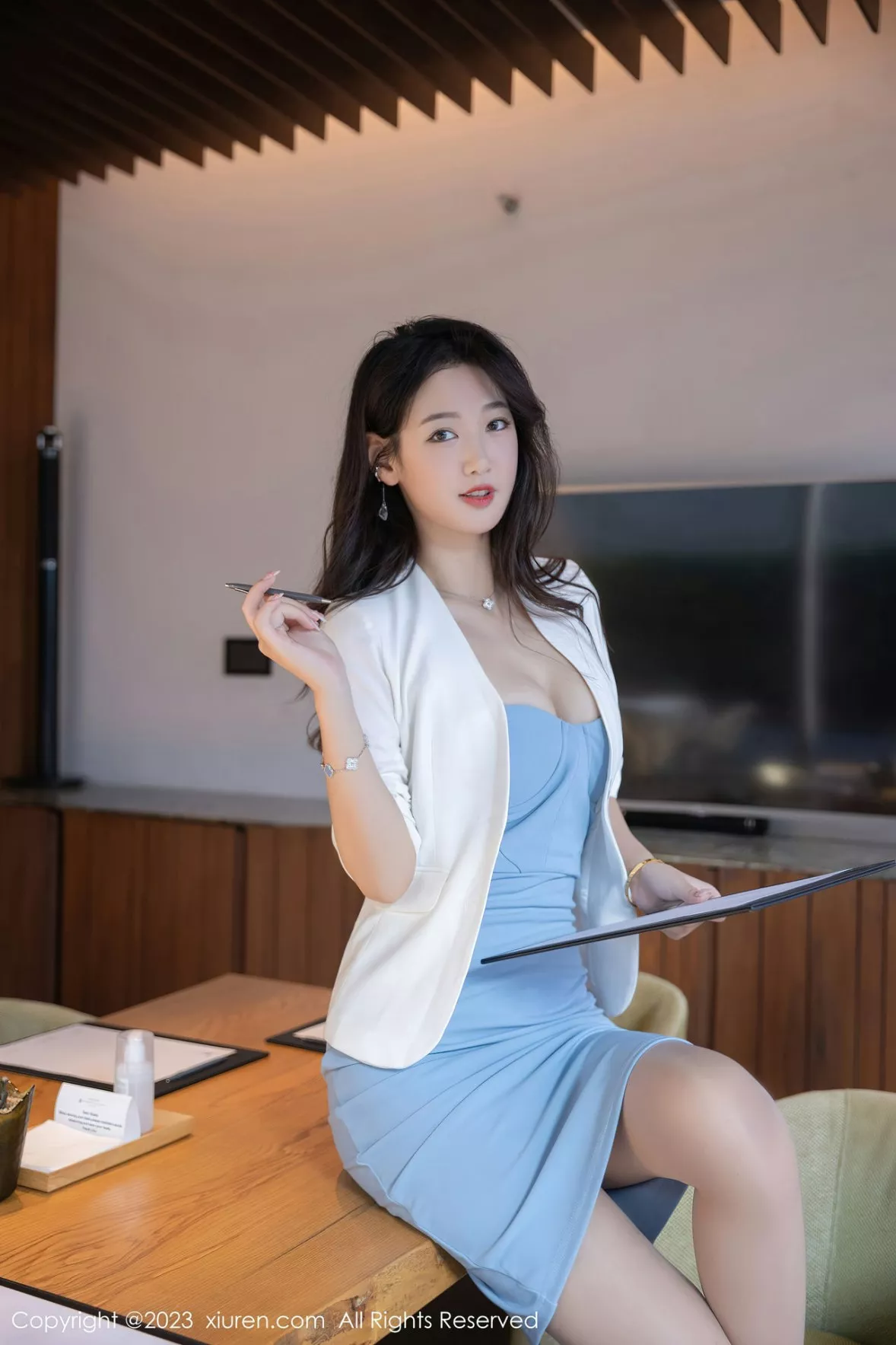 秀人集.com_[XiuRen秀人网]No.6368_模特唐安琪性感OL职业装配超薄肉丝秀曼妙身姿迷人诱惑写真83P