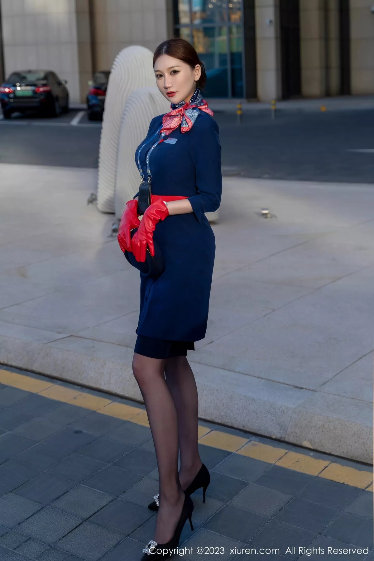 秀人集.com_[XiuRen秀人网]No.6288_模特顾乔楠Cora脱性感空姐制服露黑色内衣配超薄黑丝诱惑写真66P