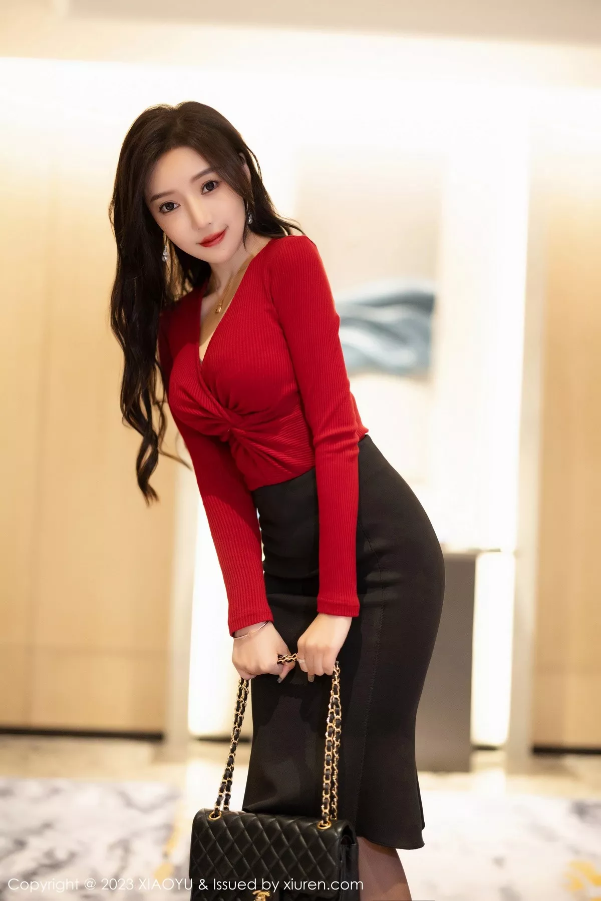 秀人集.com_[XiaoYu画语界]Vol.987_女神王馨瑶yanni红色服饰配黑短裙露浅灰蕾丝内衣完美诱惑写真95P