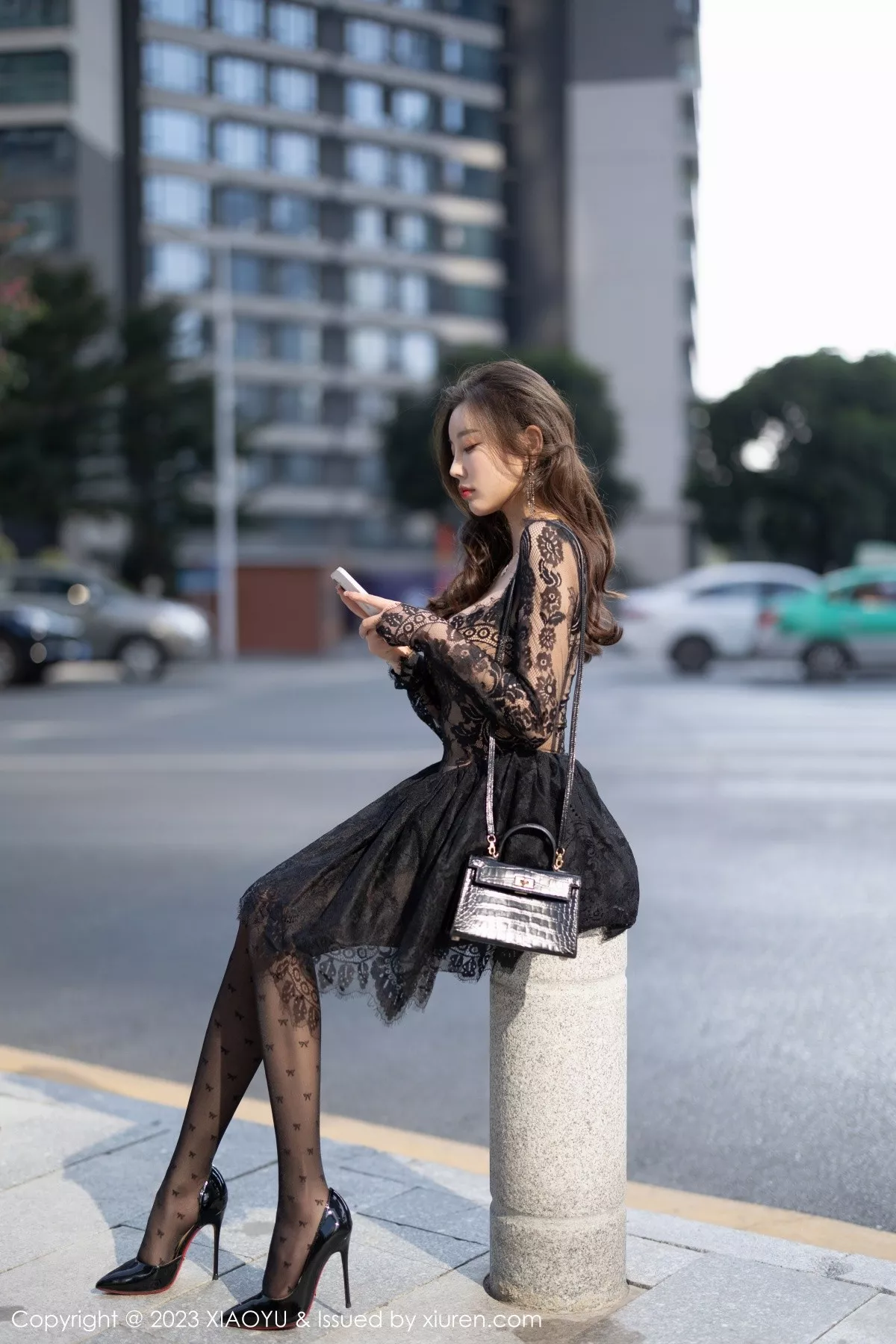 秀人集.com_[XiaoYu画语界]Vol.988_女神杨晨晨Yome性感黑色蕾丝连衣短裙露黑色内衣完美诱惑写真92P