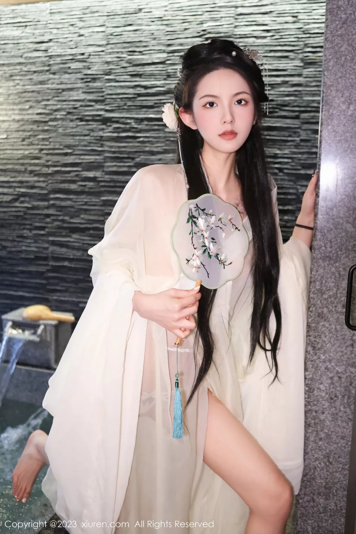 秀人集.com_[XiuRen秀人网]No.6430_模特乔一一温泉浴池白纱轻透古装服饰秀惹火身材极致诱惑写真82P