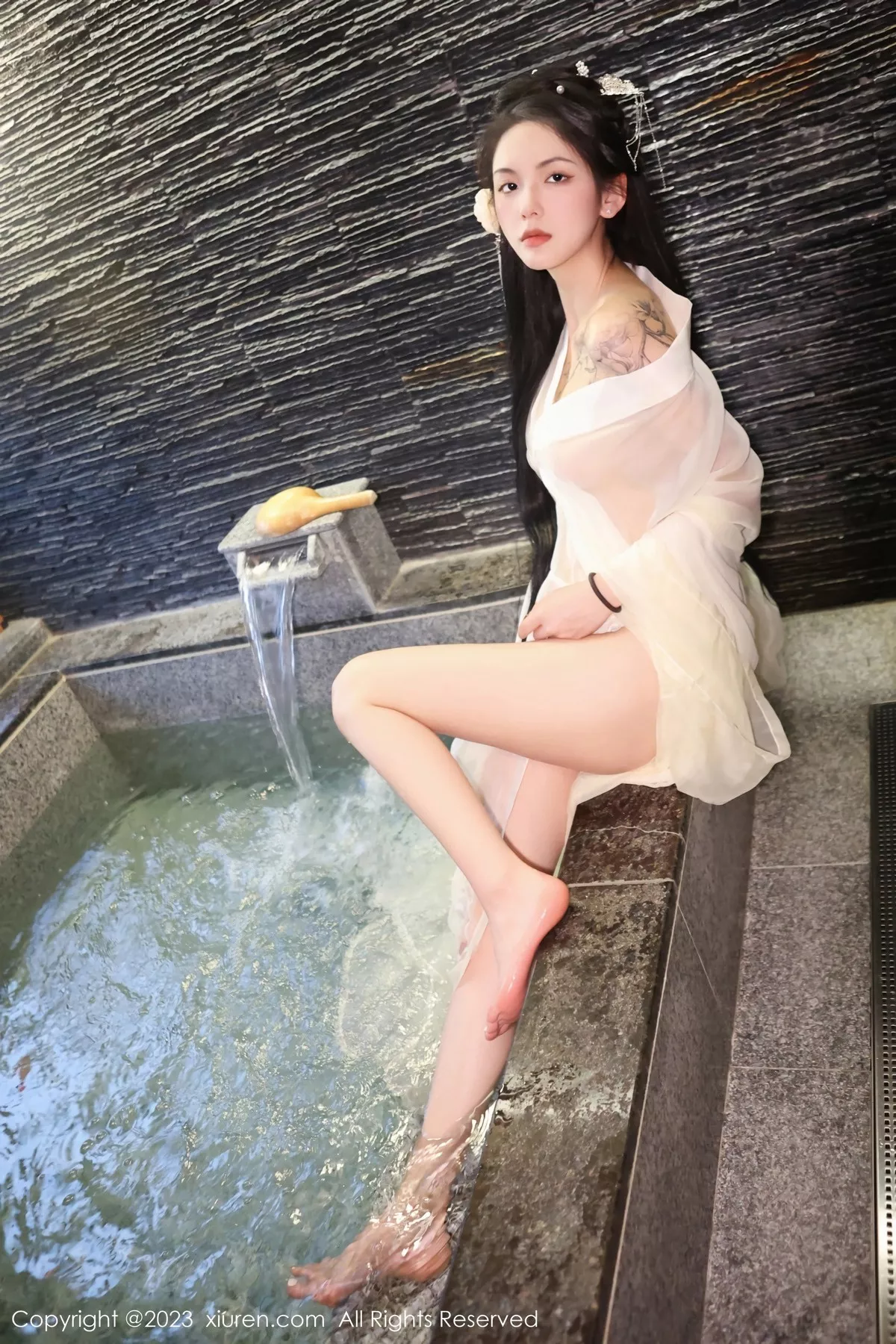 秀人集.com_[XiuRen秀人网]No.6430_模特乔一一温泉浴池白纱轻透古装服饰秀惹火身材极致诱惑写真82P