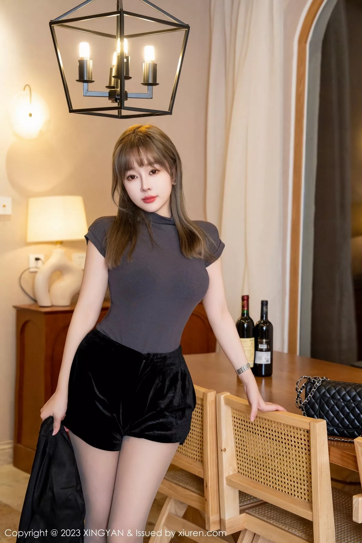 秀人集.com_[XINGYAN星颜社]VOL.184_女神王雨纯脱黑色套装露性感黑色蕾丝内衣配超薄黑丝魅惑写真78P