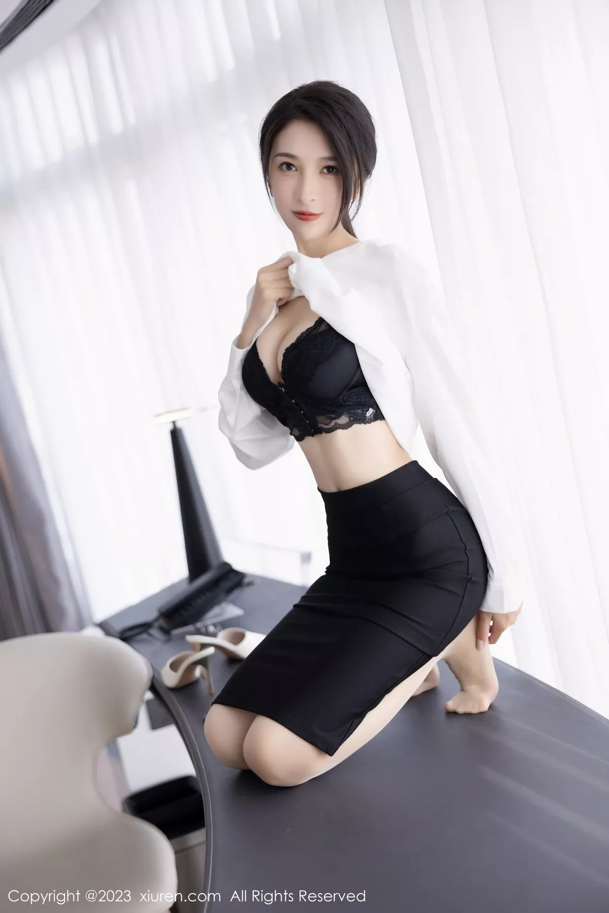 秀人集.com_[XiuRen秀人网]No.6439_模特林乐一性感白色上衣配黑短裙露黑色蕾丝内衣妩媚诱惑写真86P