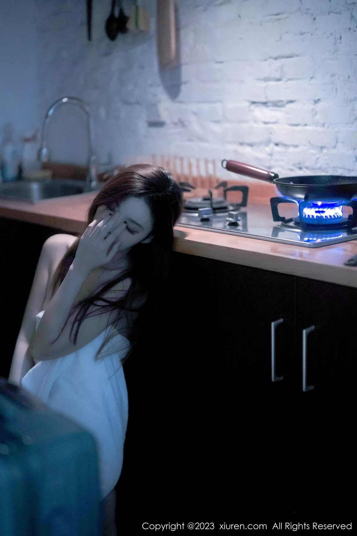 秀人集.com_[XiuRen秀人网]No.6437_模特加朵babe私房性感粉色露肩连衣裙真空秀魔鬼身材诱惑写真105P