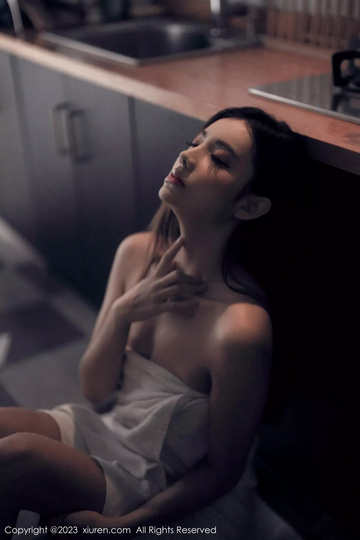 秀人集.com_[XiuRen秀人网]No.6437_模特加朵babe私房性感粉色露肩连衣裙真空秀魔鬼身材诱惑写真105P